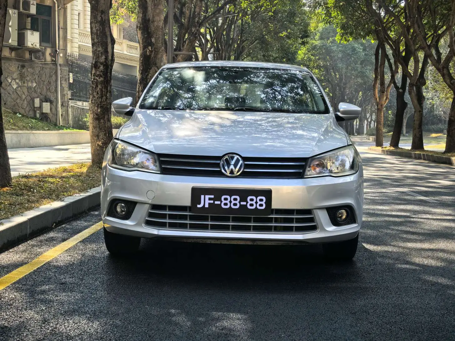 Volkswagen Jetta  из Китая