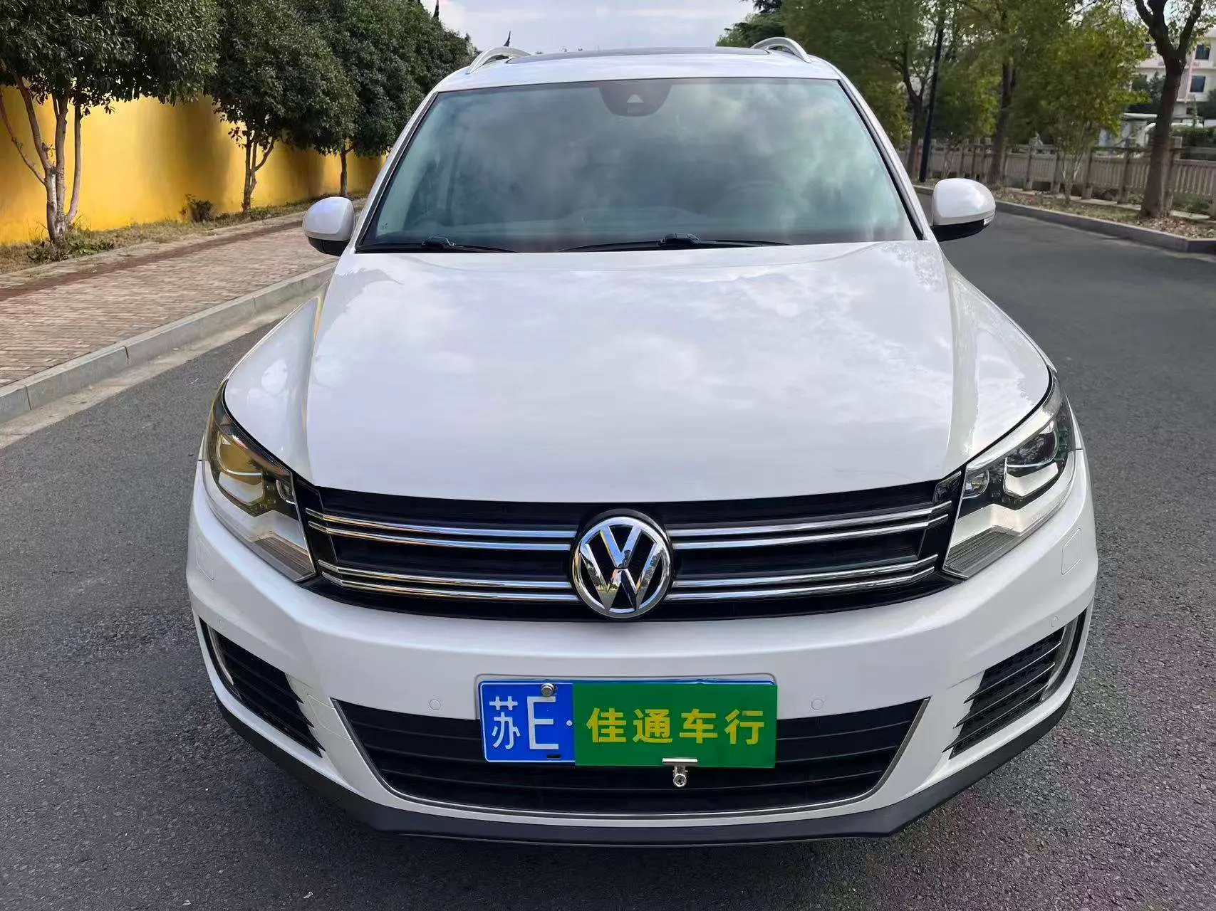 Volkswagen Tiguan  из Китая