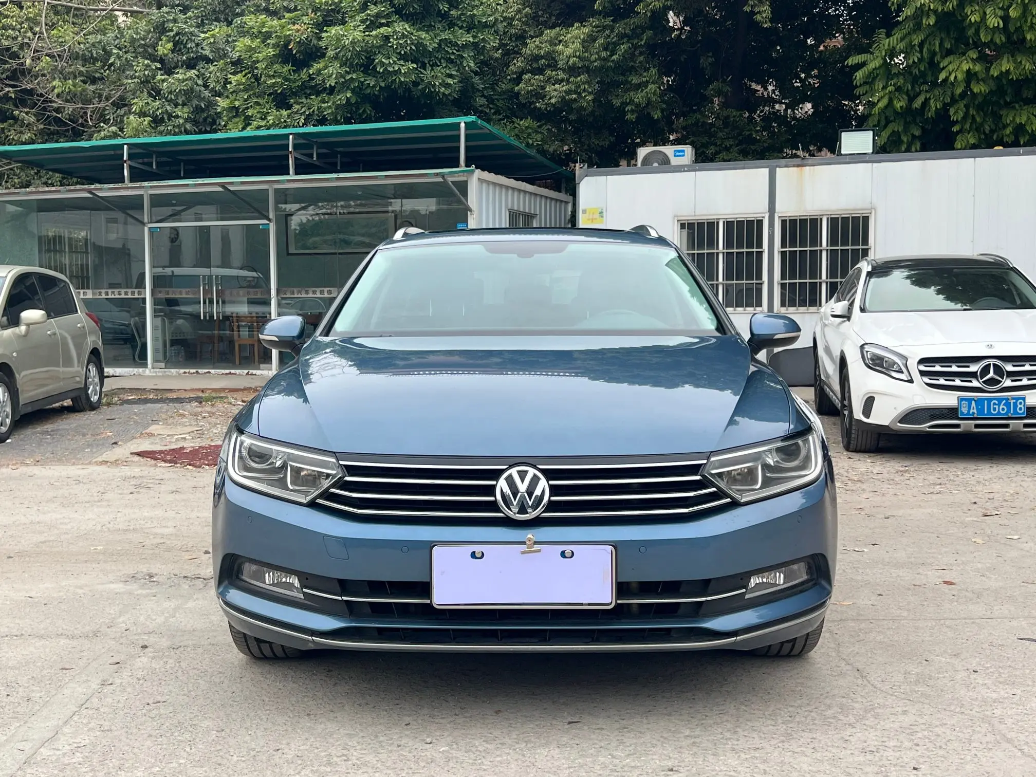 Volkswagen Wei Lan  из Китая