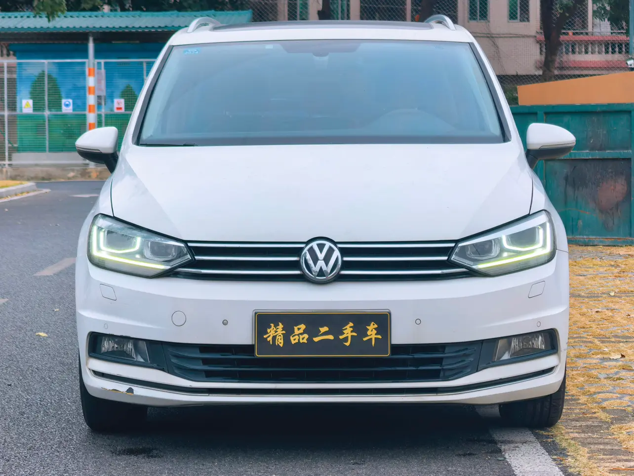 Volkswagen Touran L  из Китая