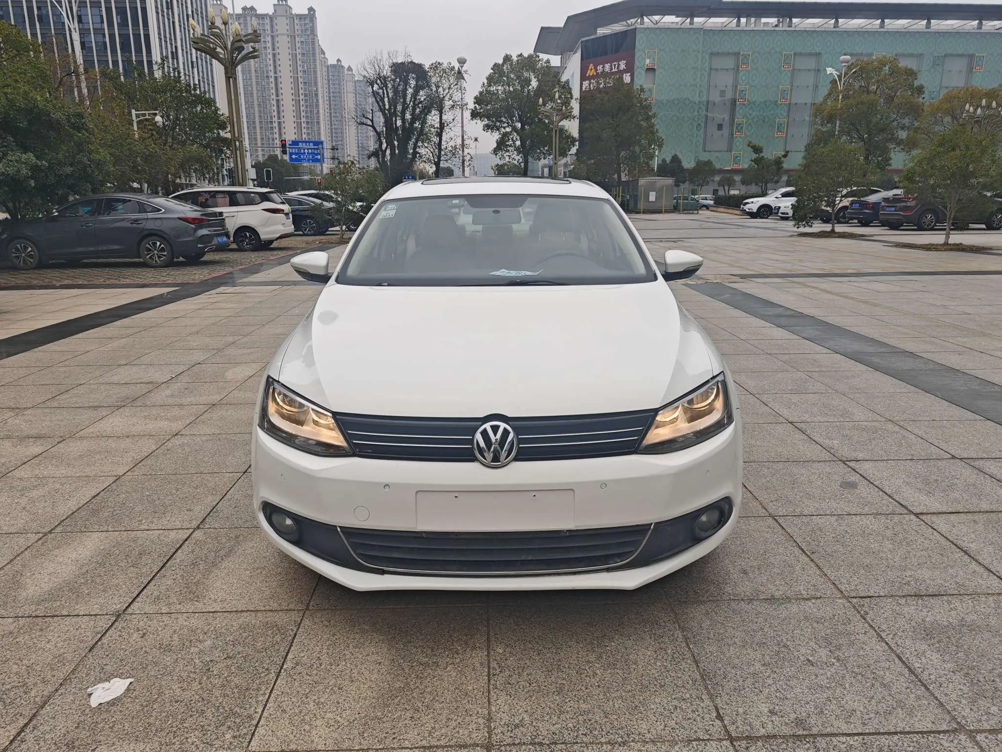 Volkswagen Sagitar  из Китая