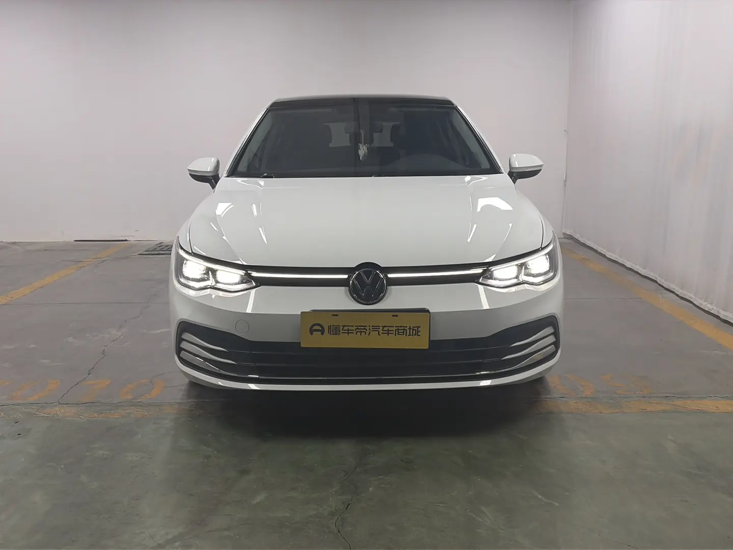 Volkswagen Golf  из Китая