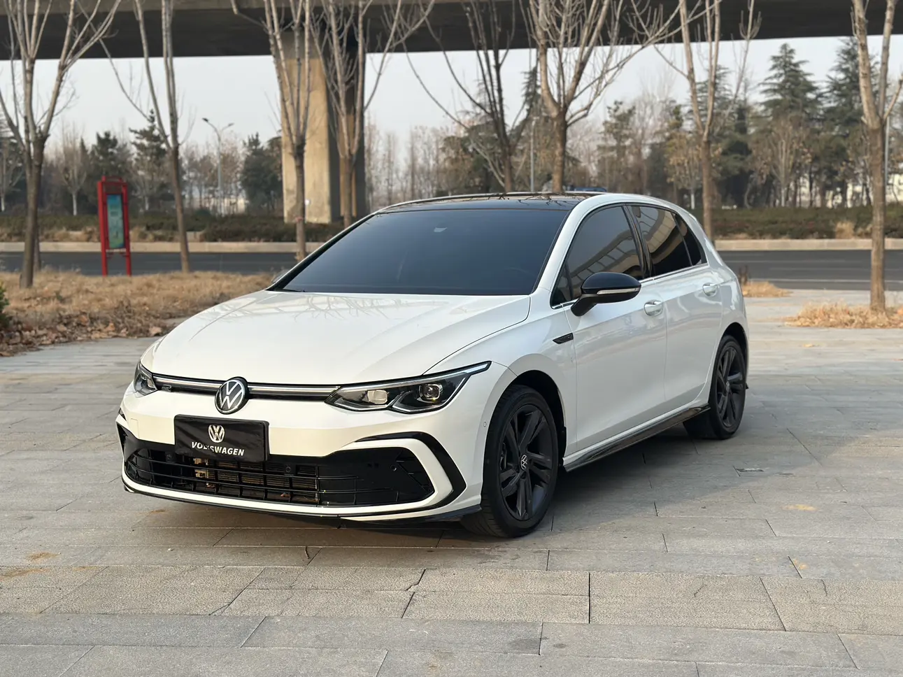 Volkswagen Golf  из Китая