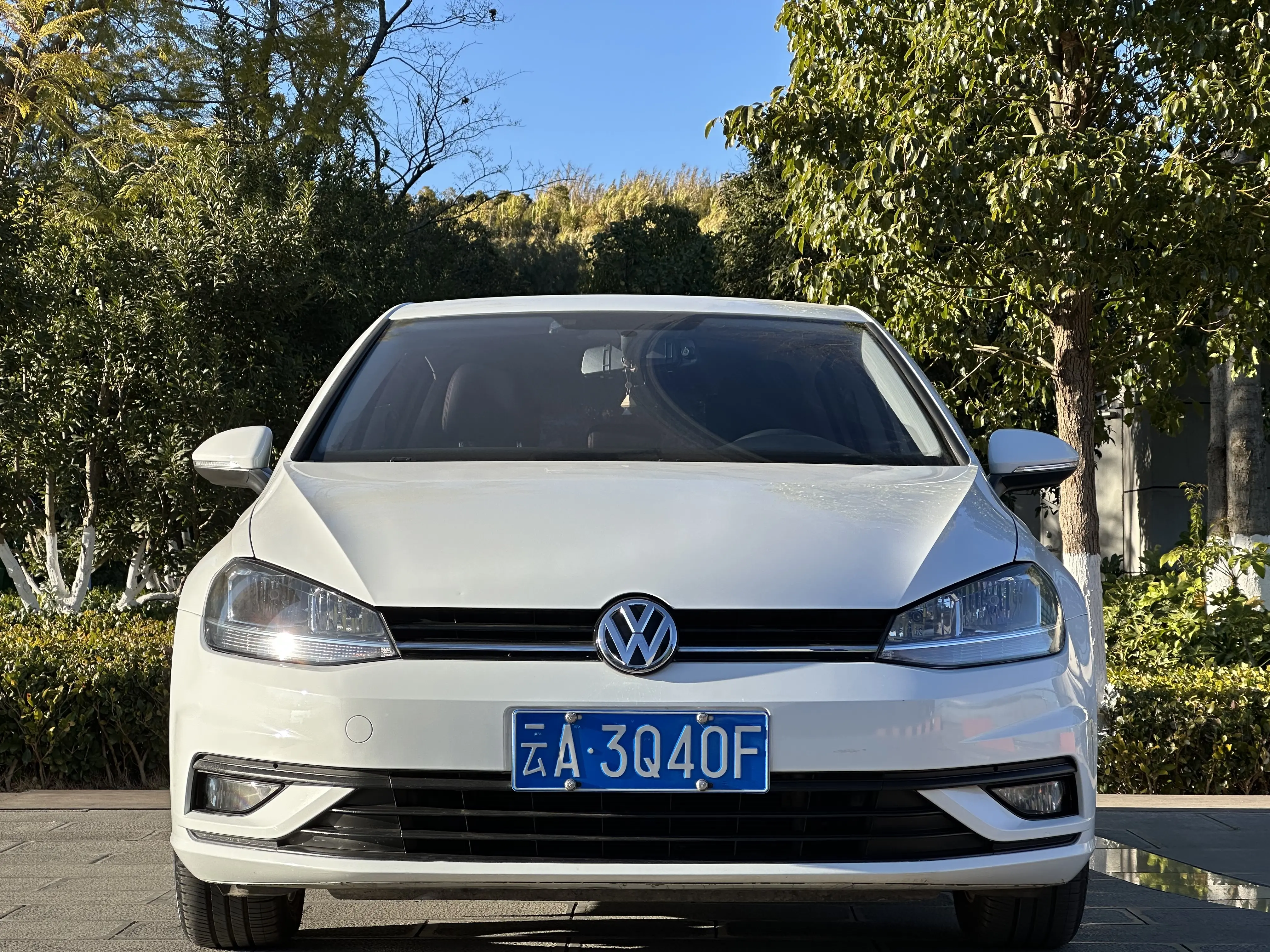 Volkswagen Golf  из Китая