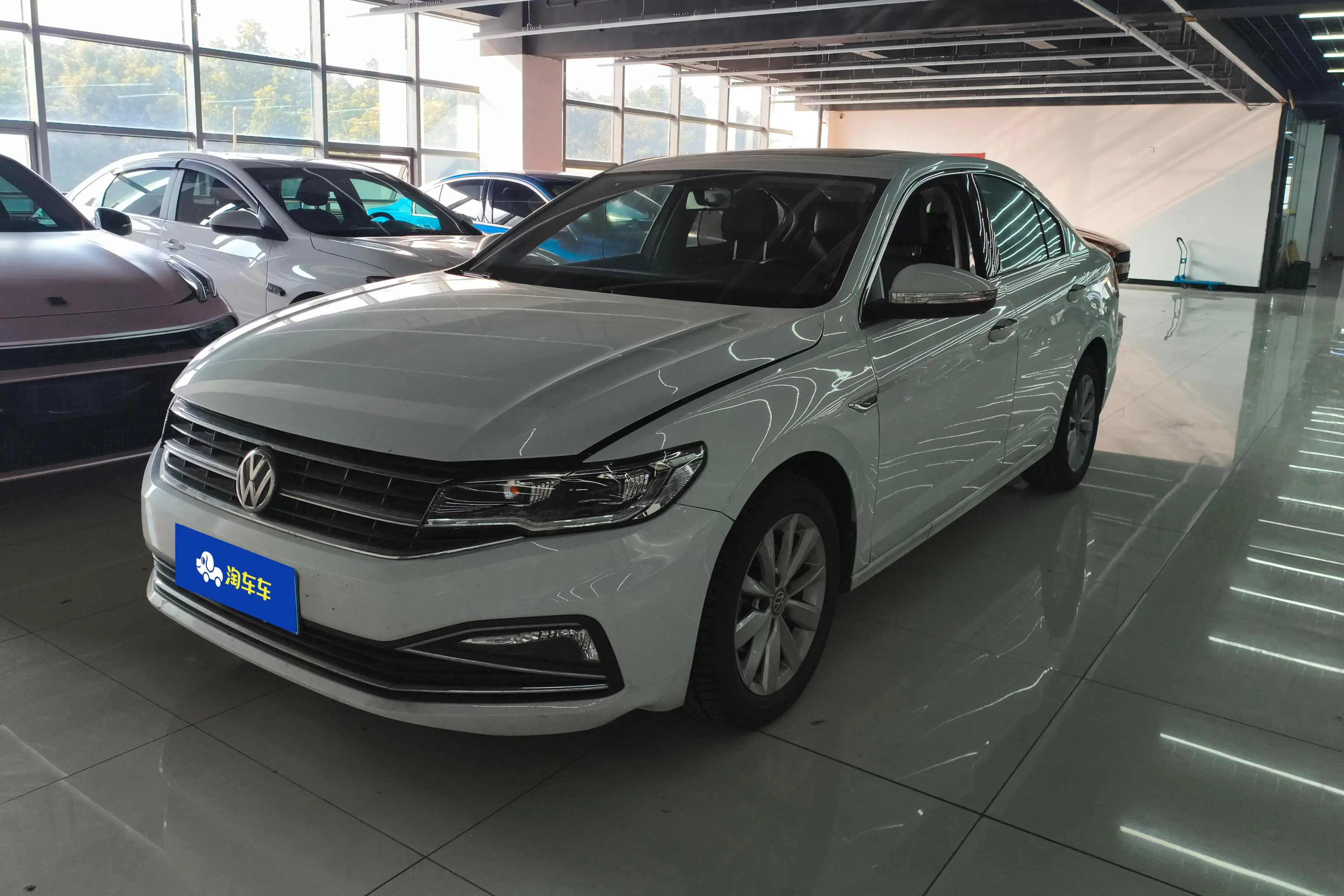 Volkswagen Bora  из Китая