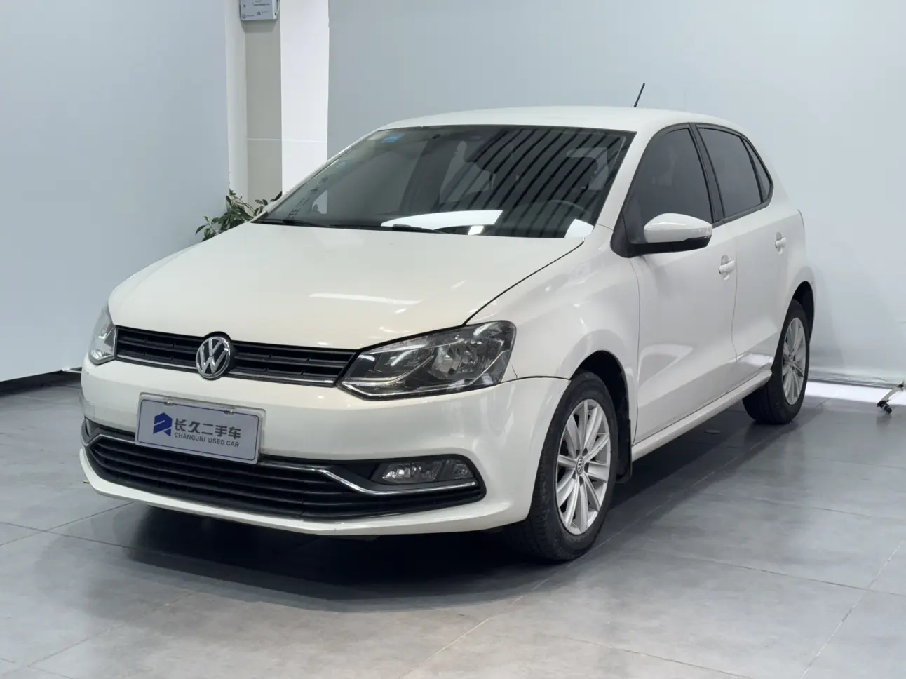 Volkswagen Polo  из Китая