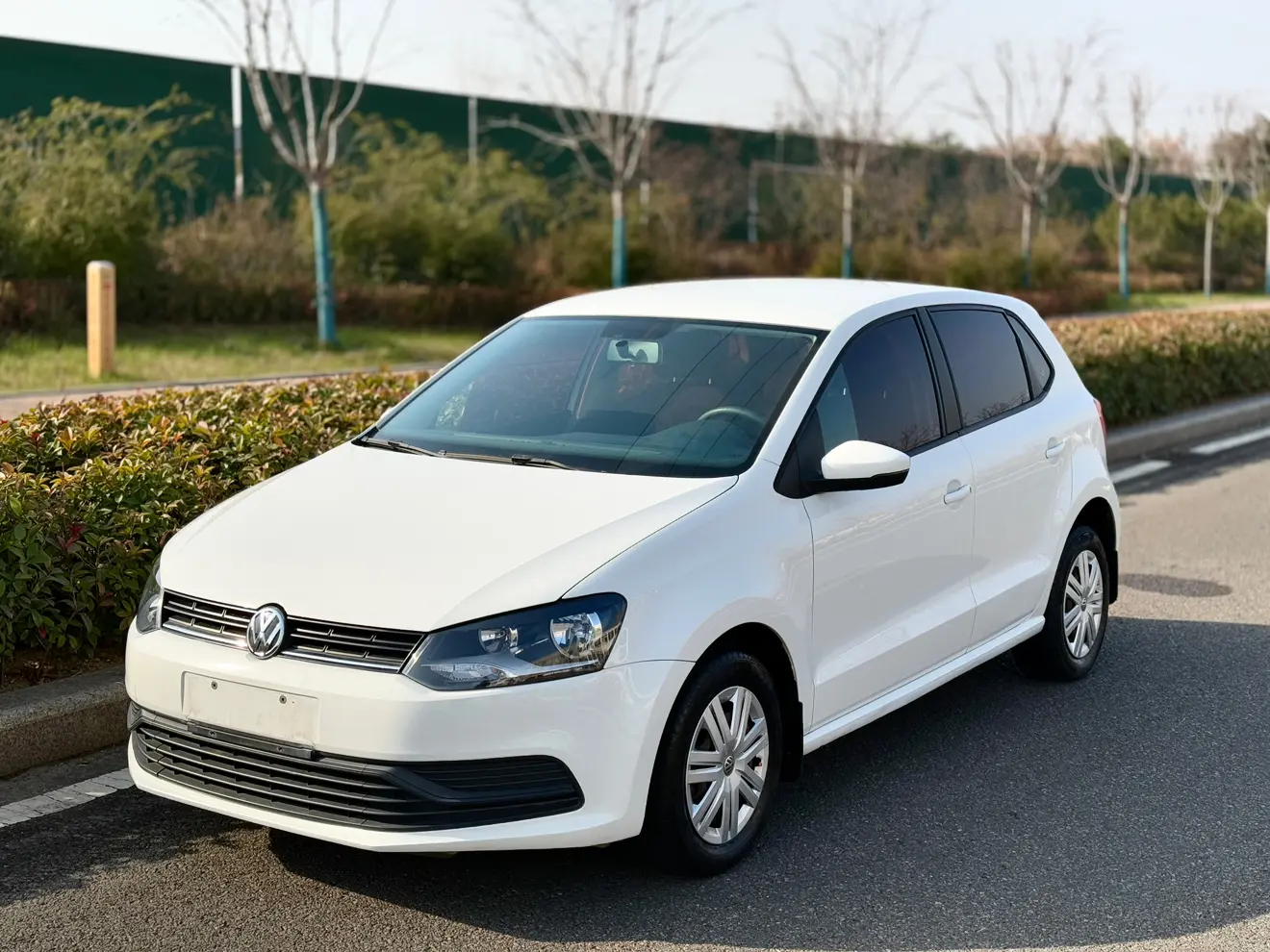 Volkswagen Polo  из Китая