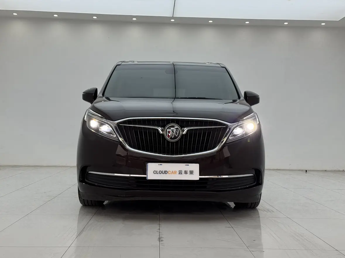 Buick GL8  из Китая