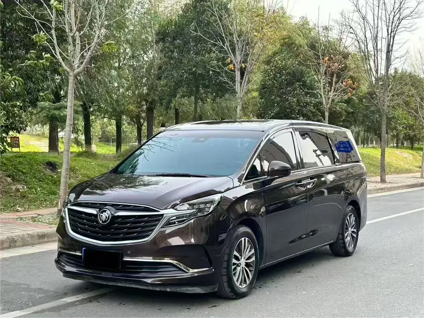 Buick GL8  из Китая