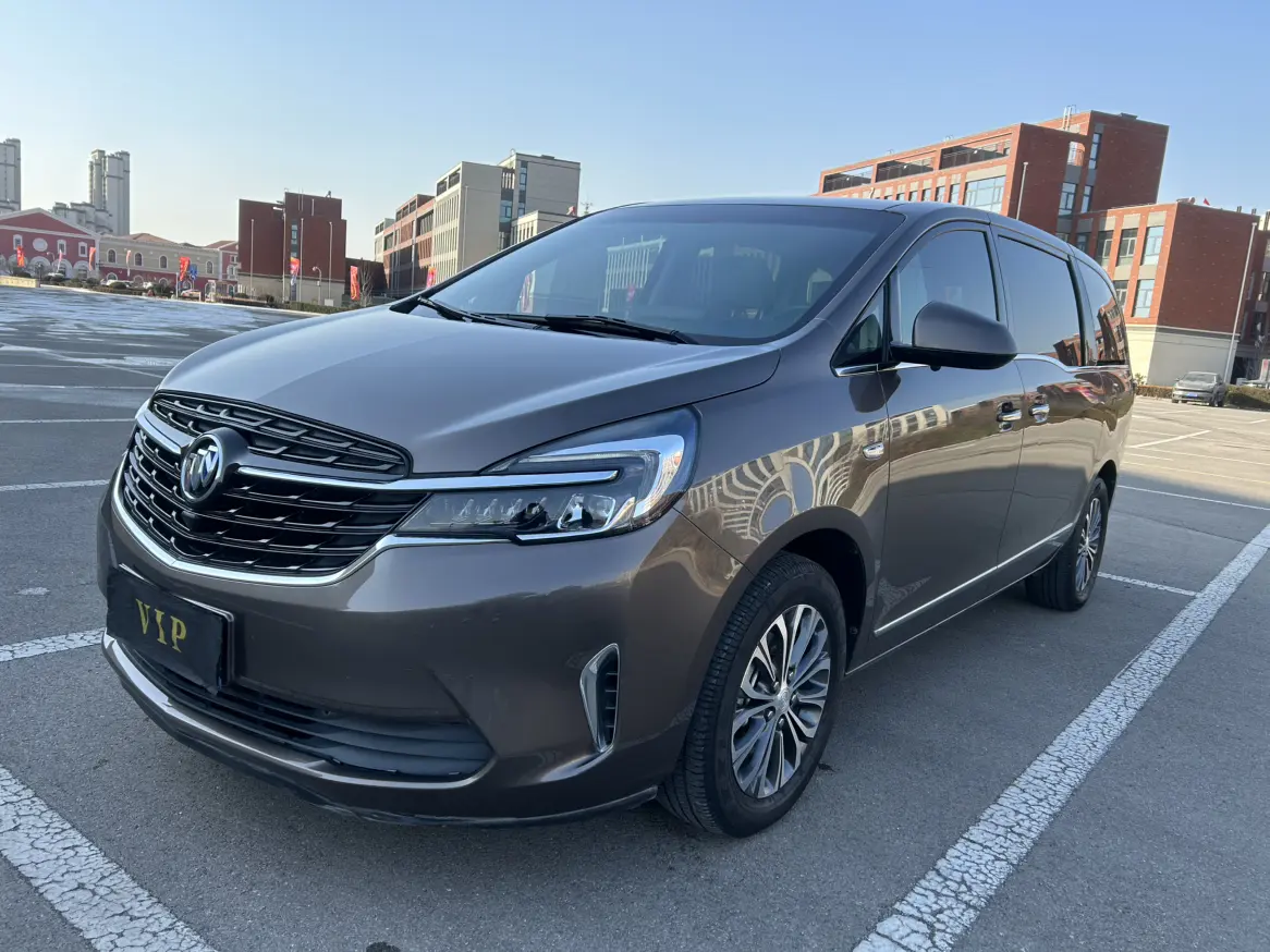 Buick GL8  из Китая