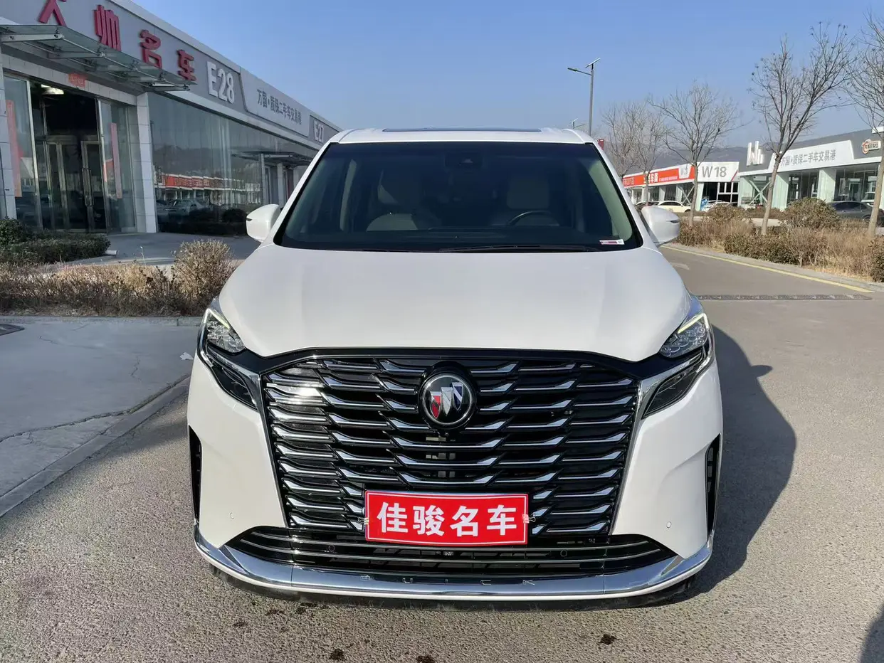 Buick GL8  из Китая