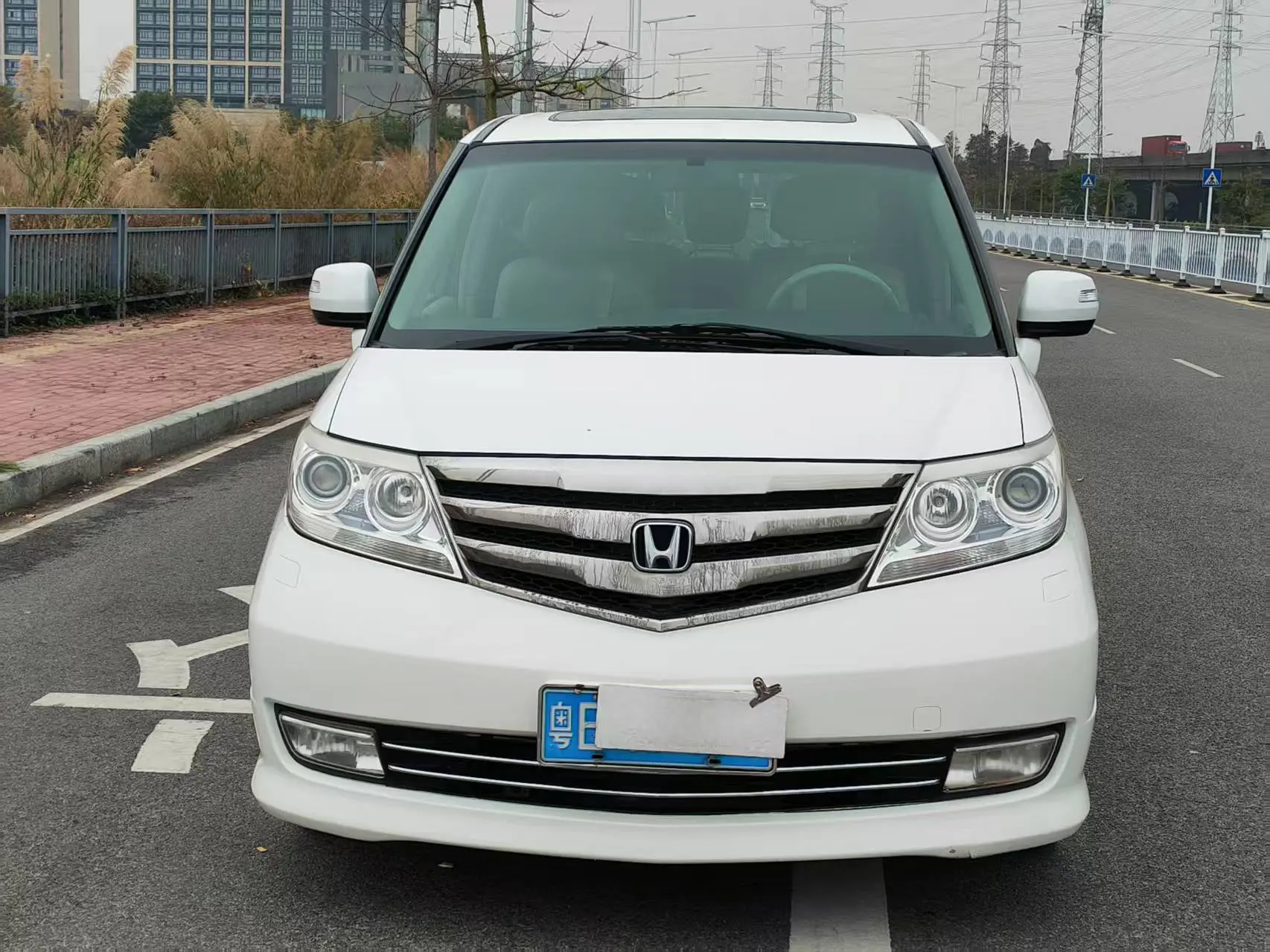 Honda Elysion (Alison)  из Китая