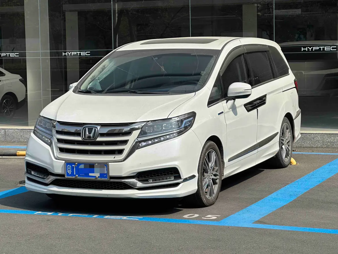 Honda Elysion (Alison)  из Китая