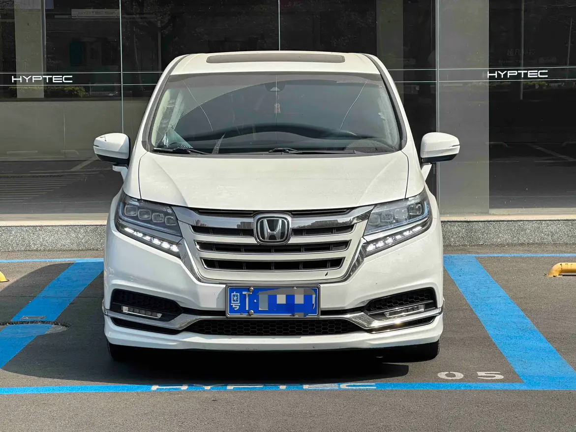 Honda Elysion (Alison)  из Китая