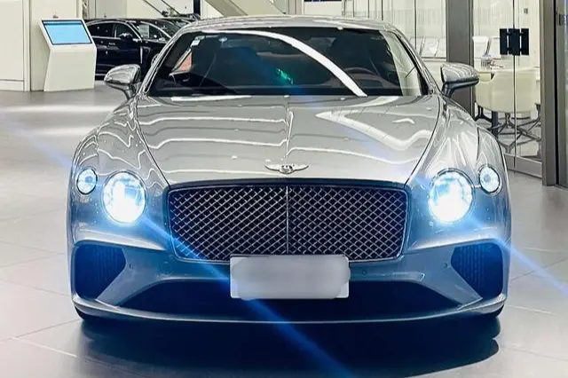 Bentley Continental  из Китая