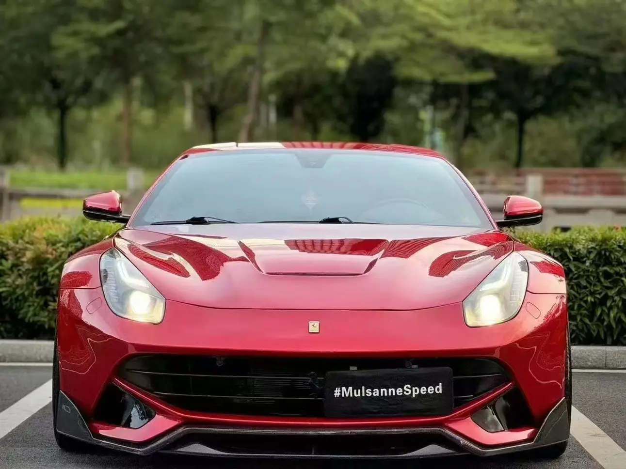 Ferrari F12berlinetta  из Китая