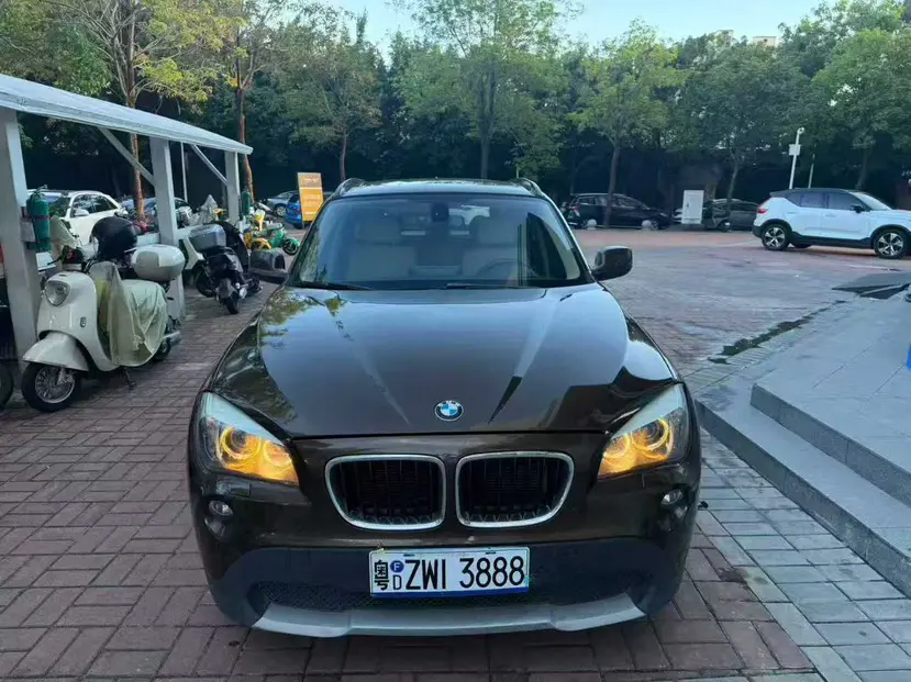 BMW X1  из Китая