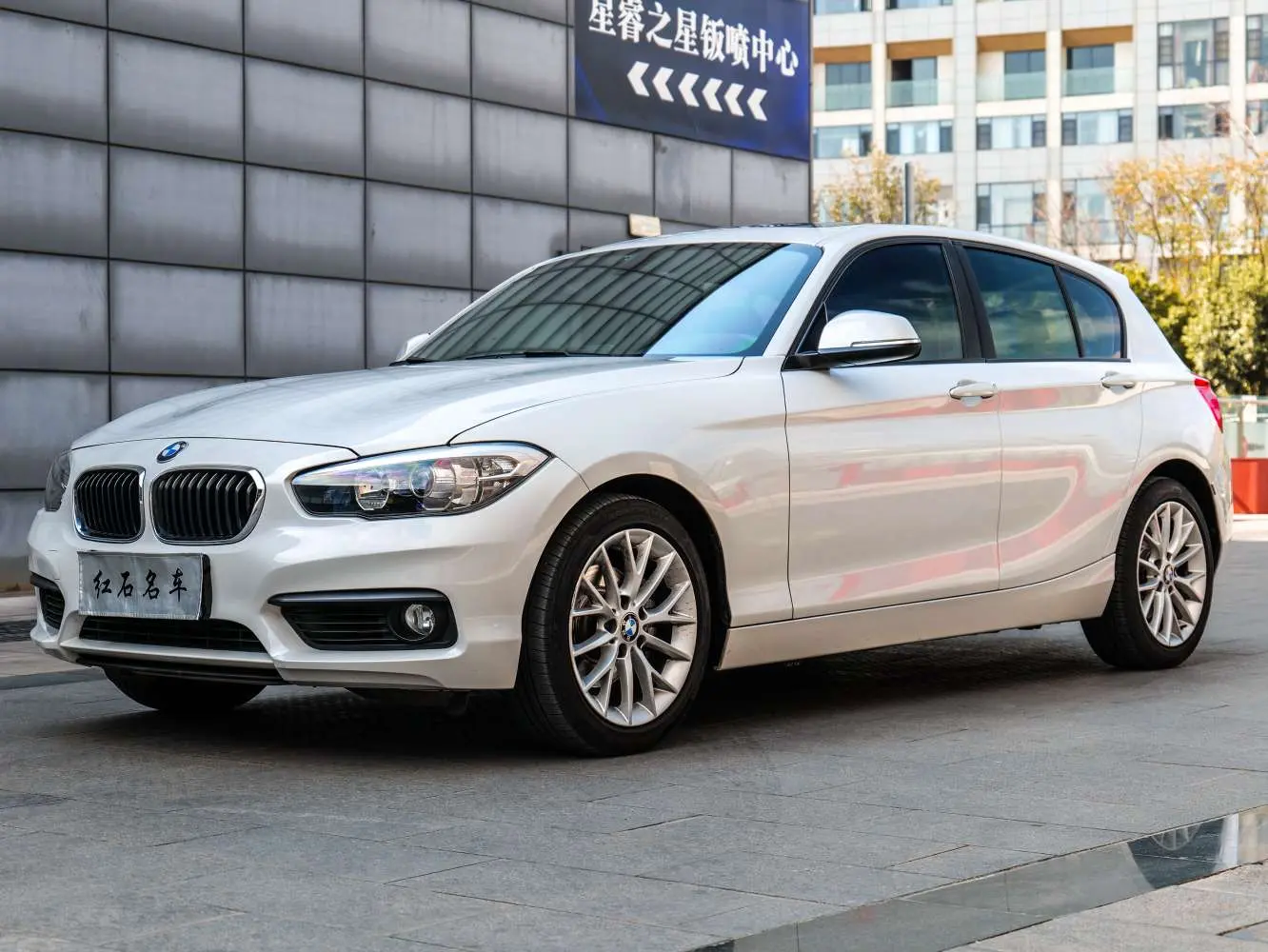 BMW 1 Series  из Китая