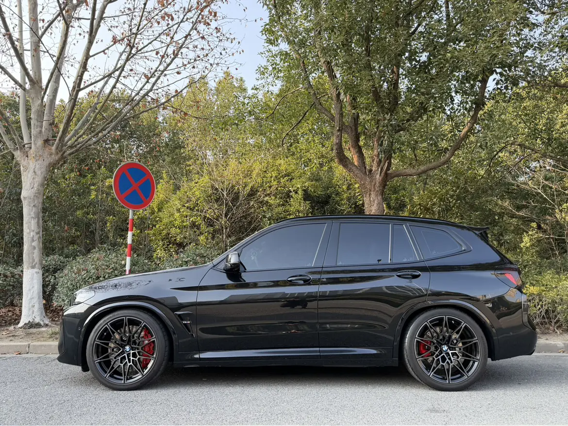 BMW X3 M  из Китая