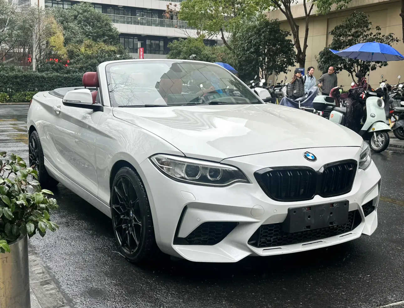 BMW 2 Series  из Китая