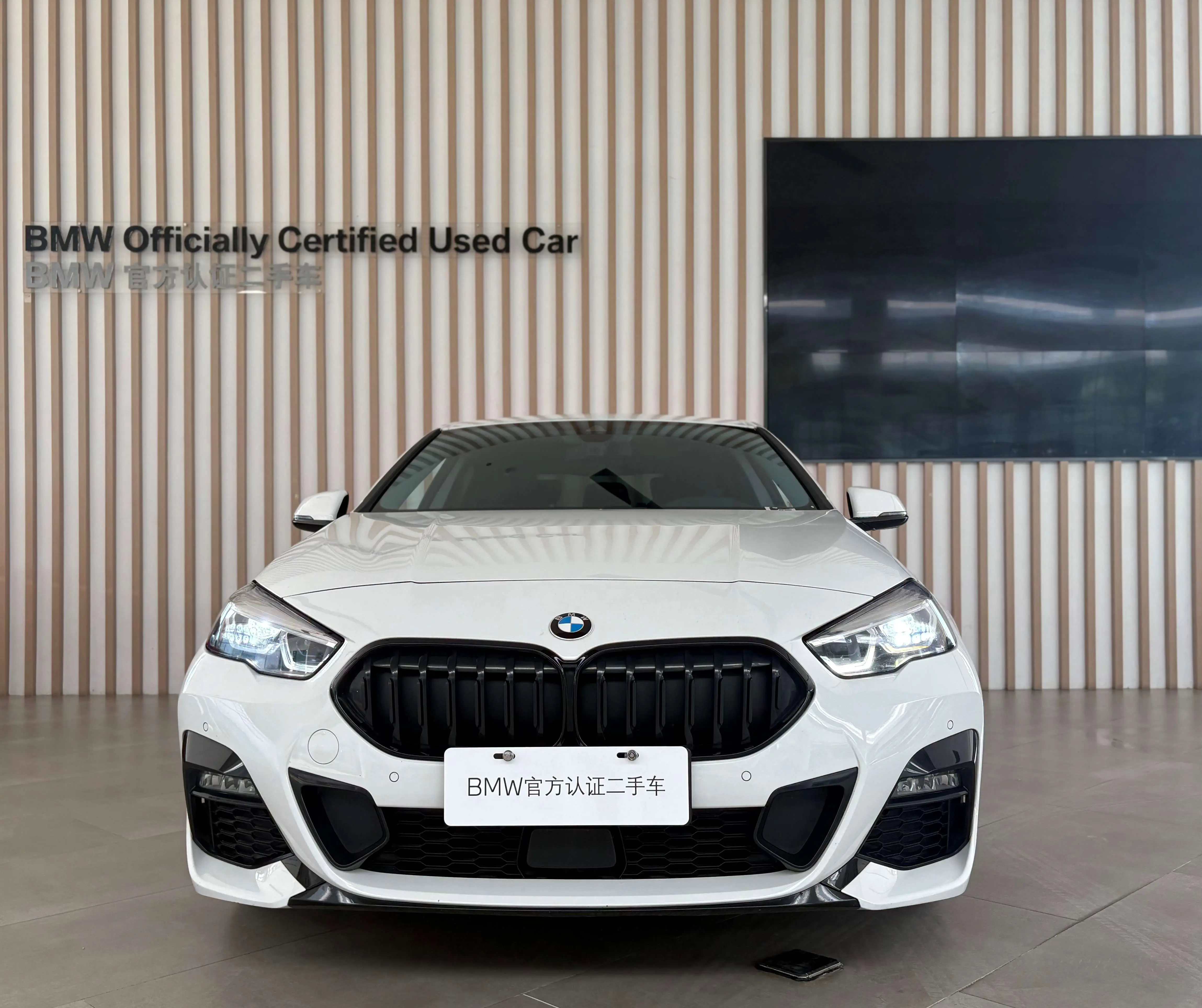 BMW 2 Series  из Китая