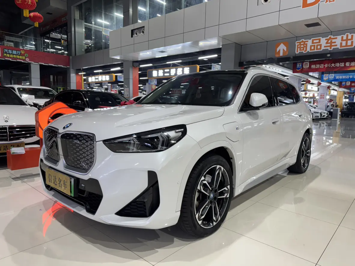 BMW iX1  из Китая