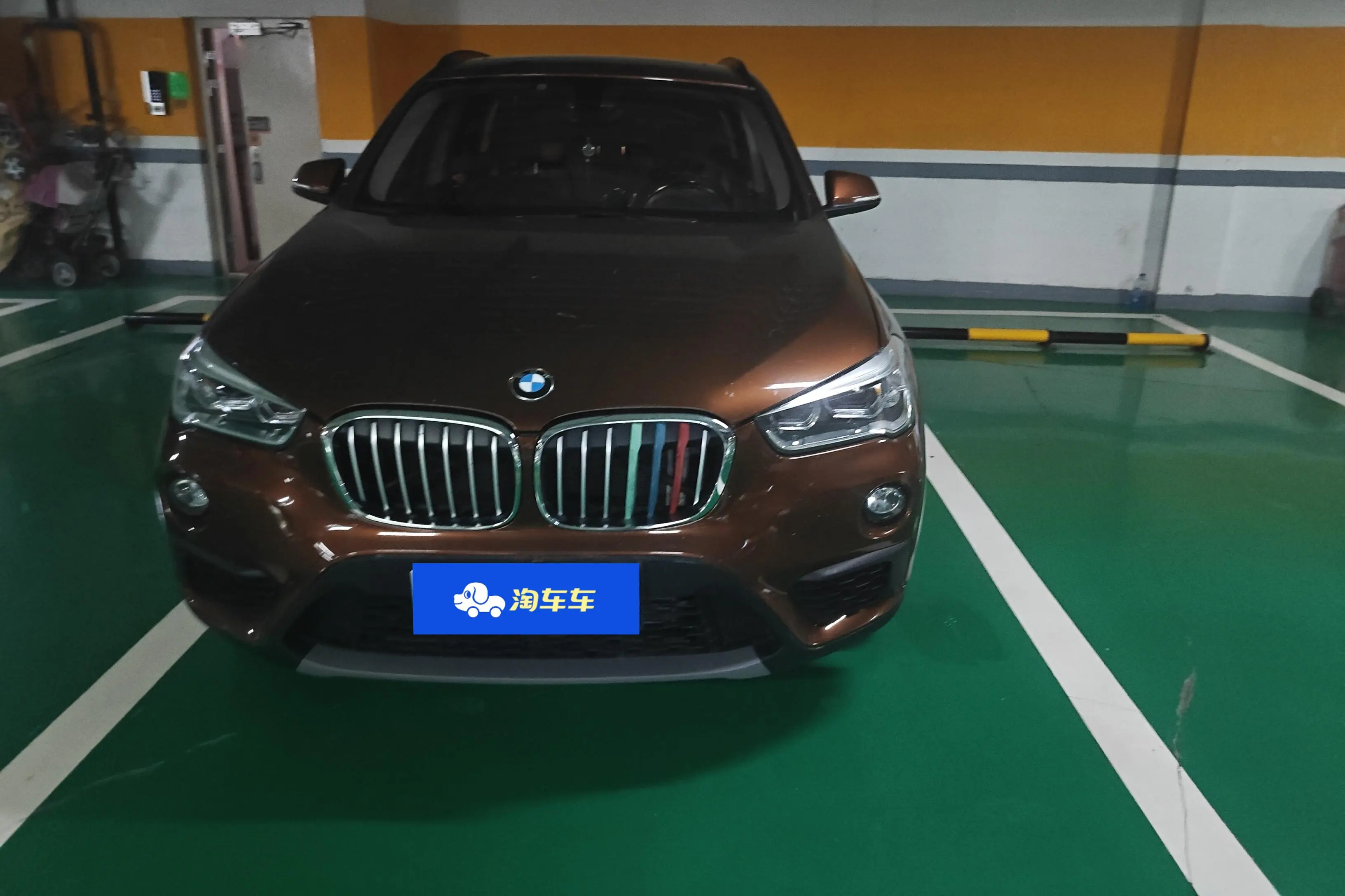 BMW X1  из Китая