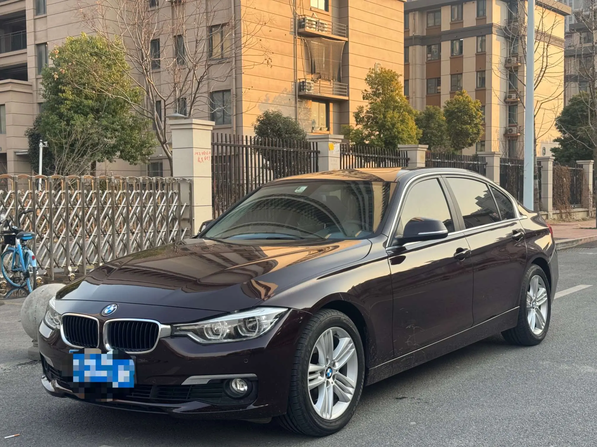 BMW 3 Series  из Китая
