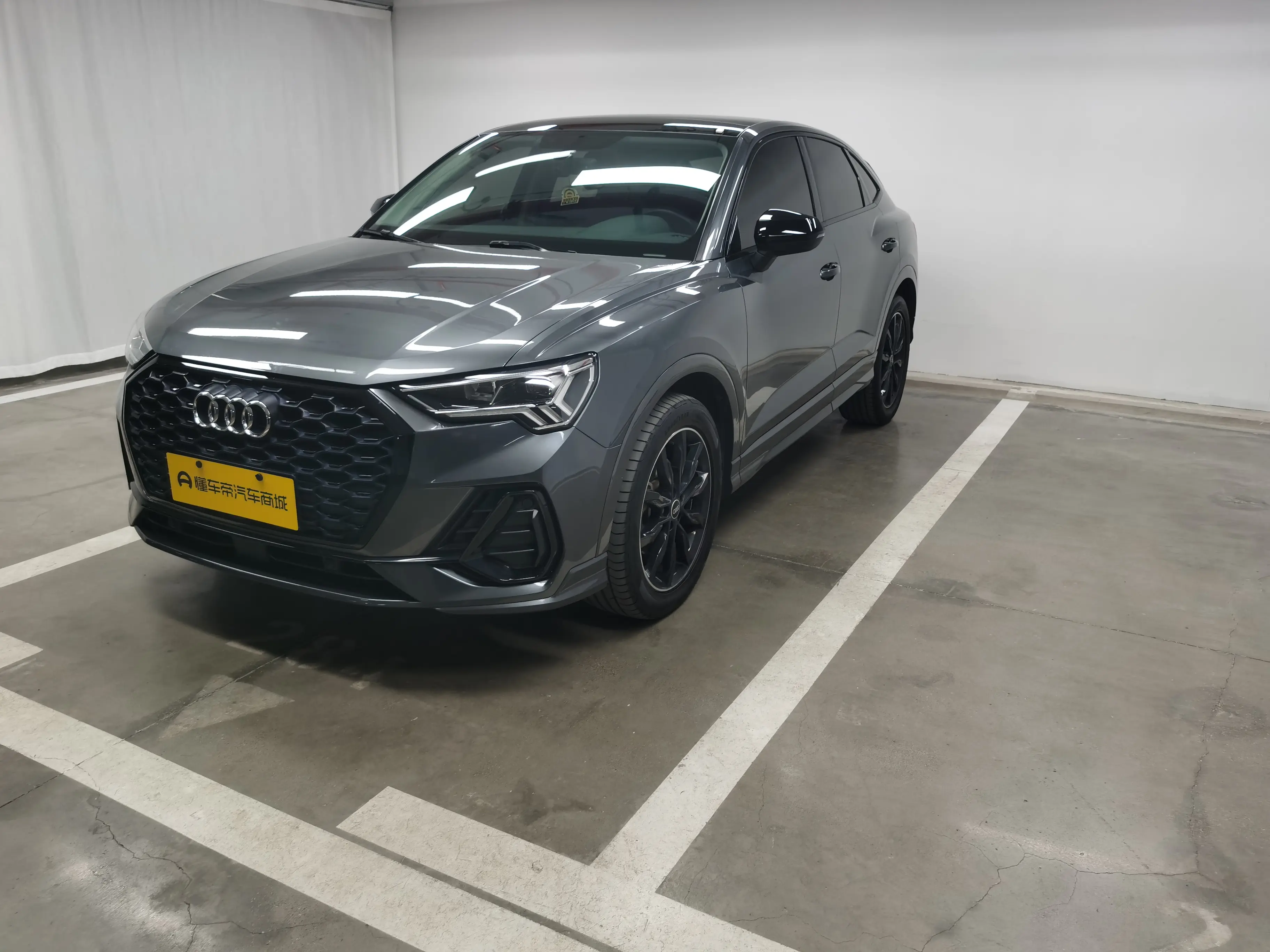 Audi Q3 Sportback  из Китая