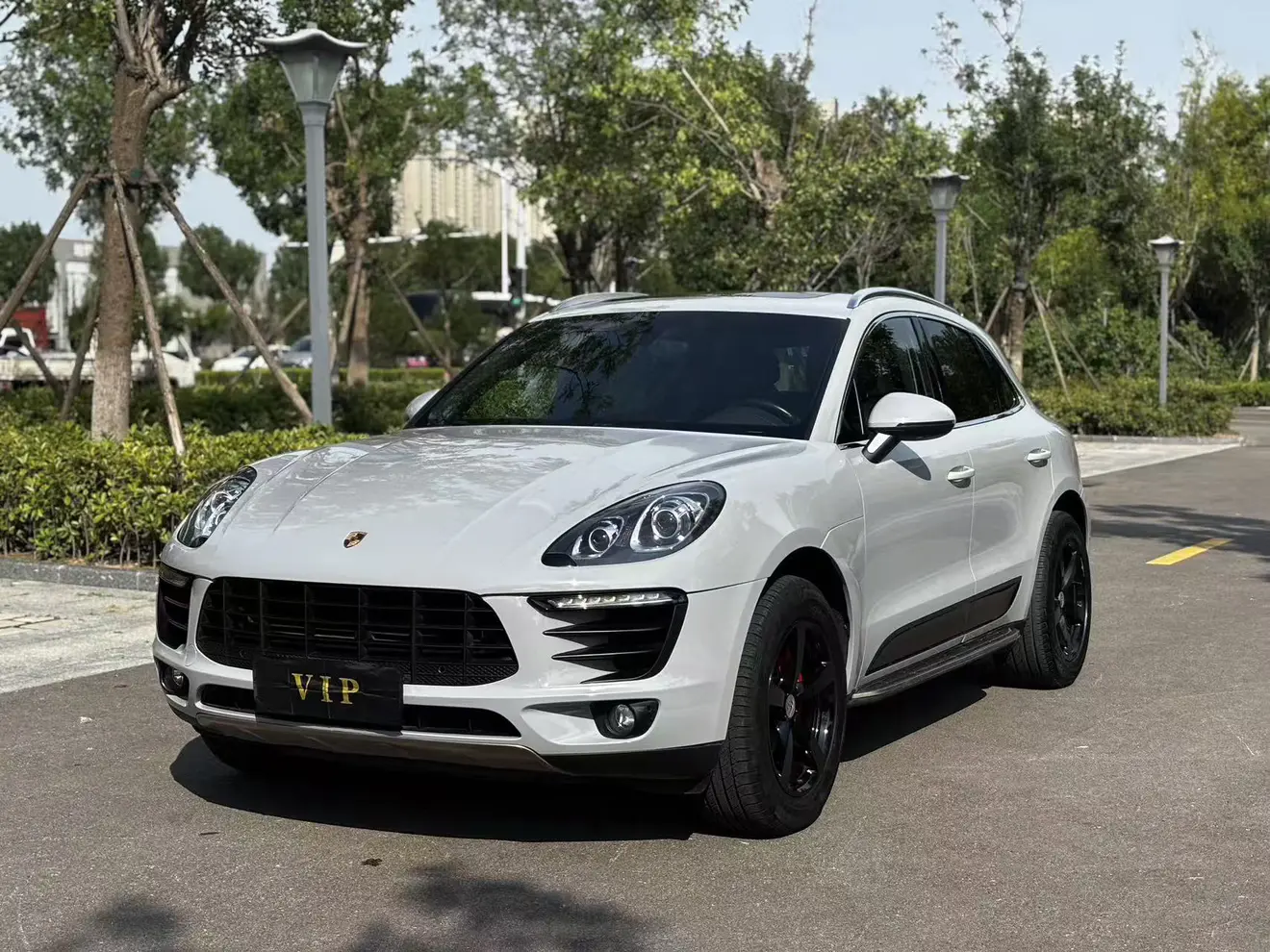 Porsche Macan  из Китая