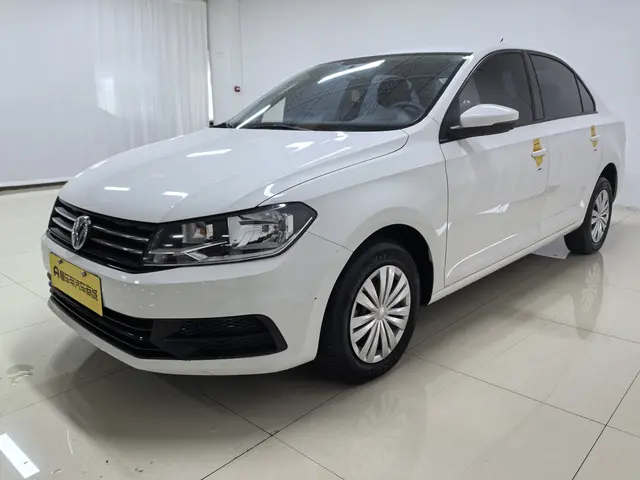 Volkswagen Santana  из Китая