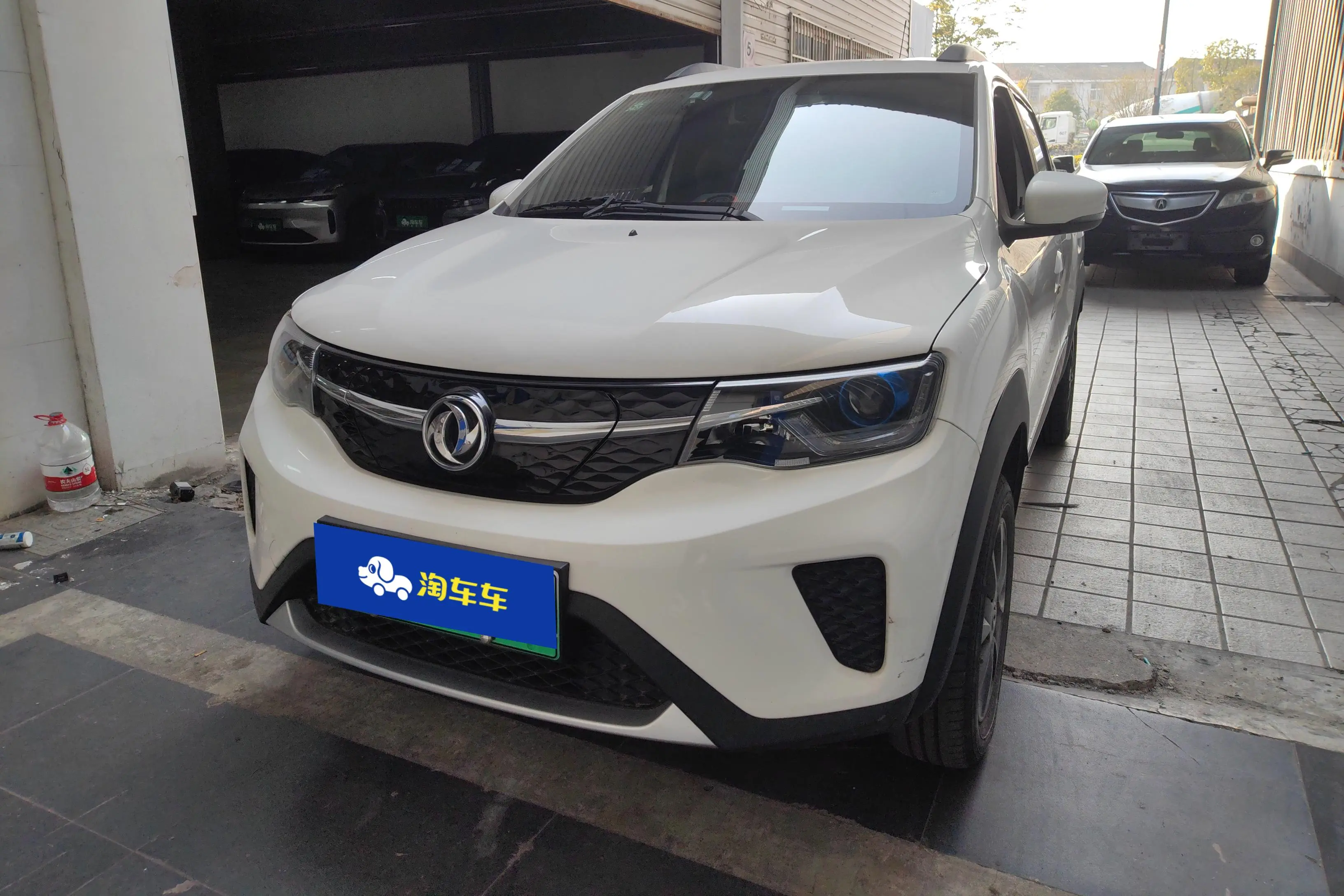 Dongfeng Nano EX1  из Китая