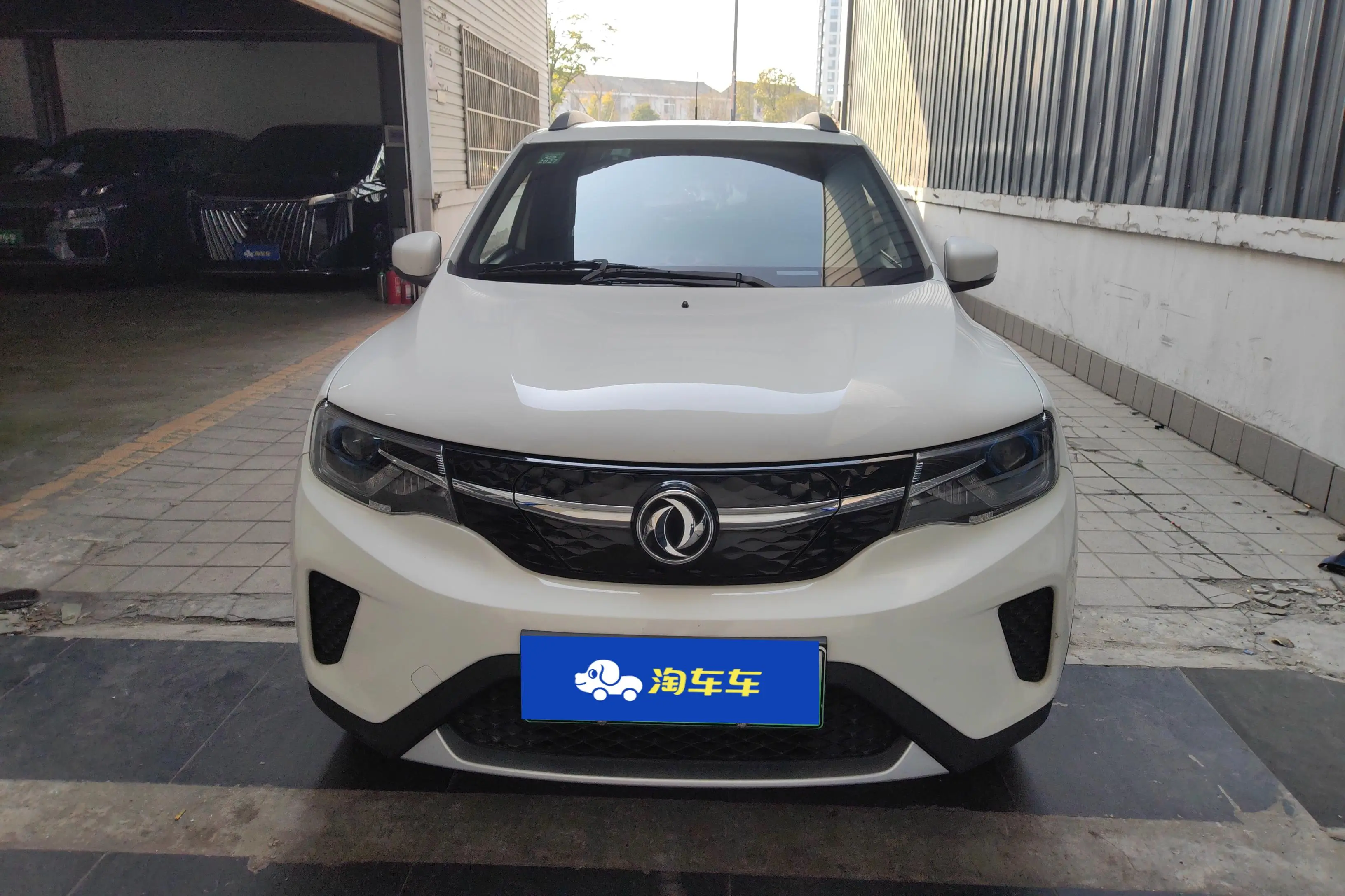 Dongfeng Nano EX1  из Китая