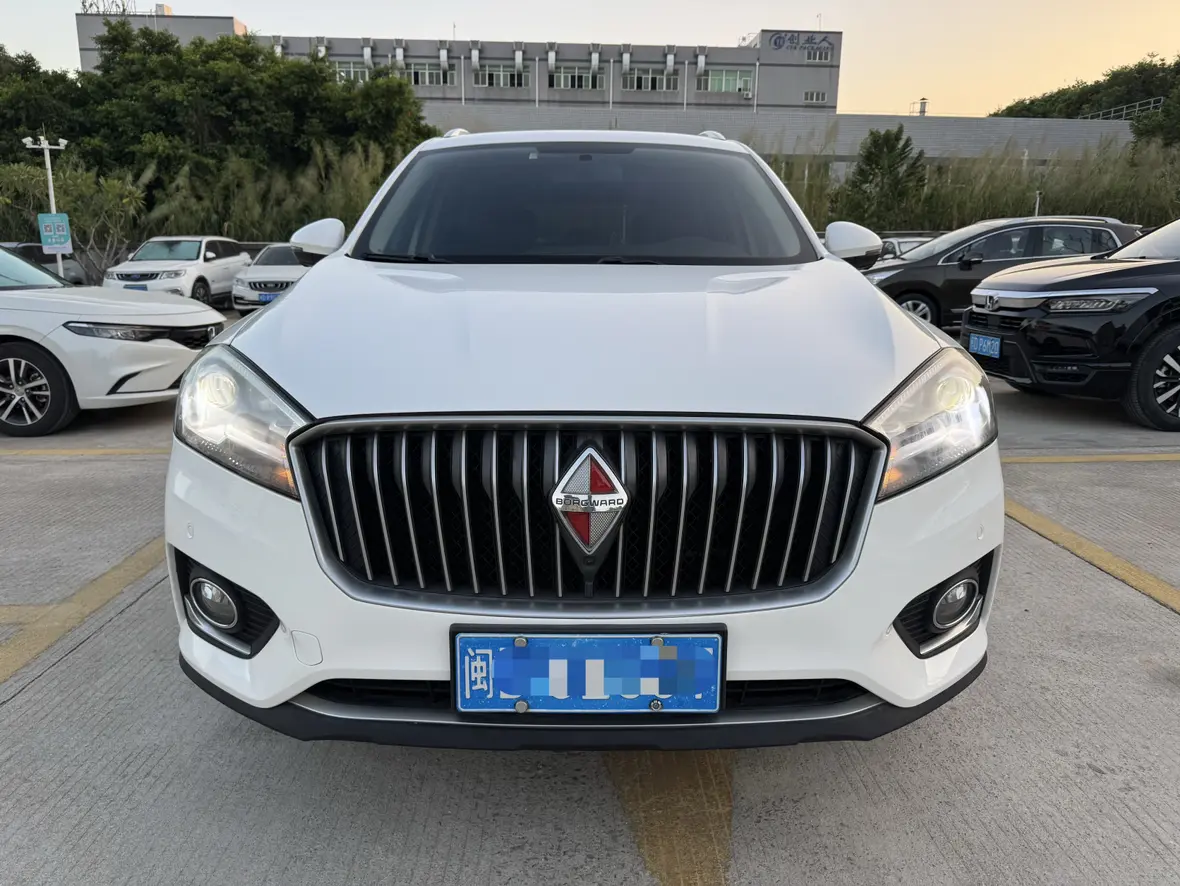 Borgward BX7  из Китая