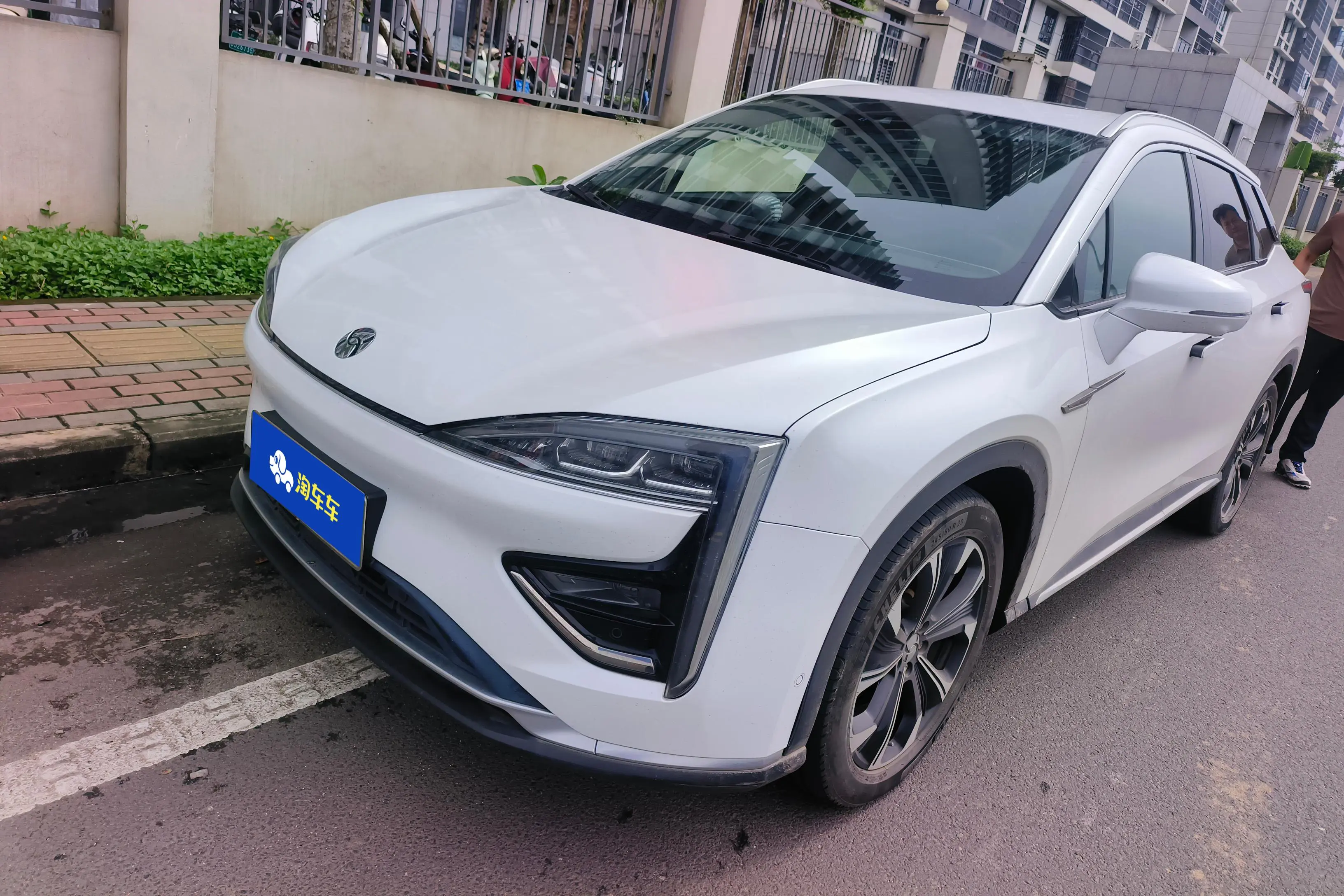 HYCAN Hechuang007  из Китая