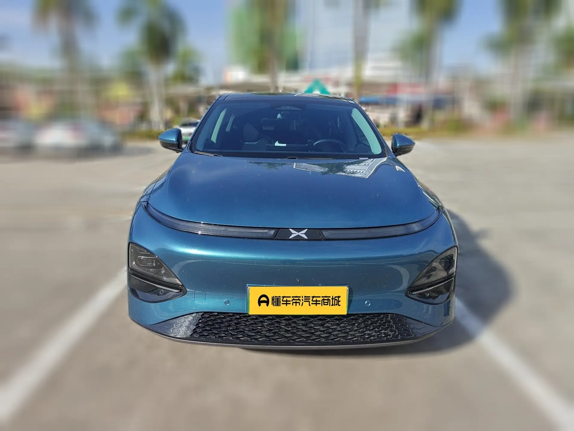 Xpeng G6  из Китая