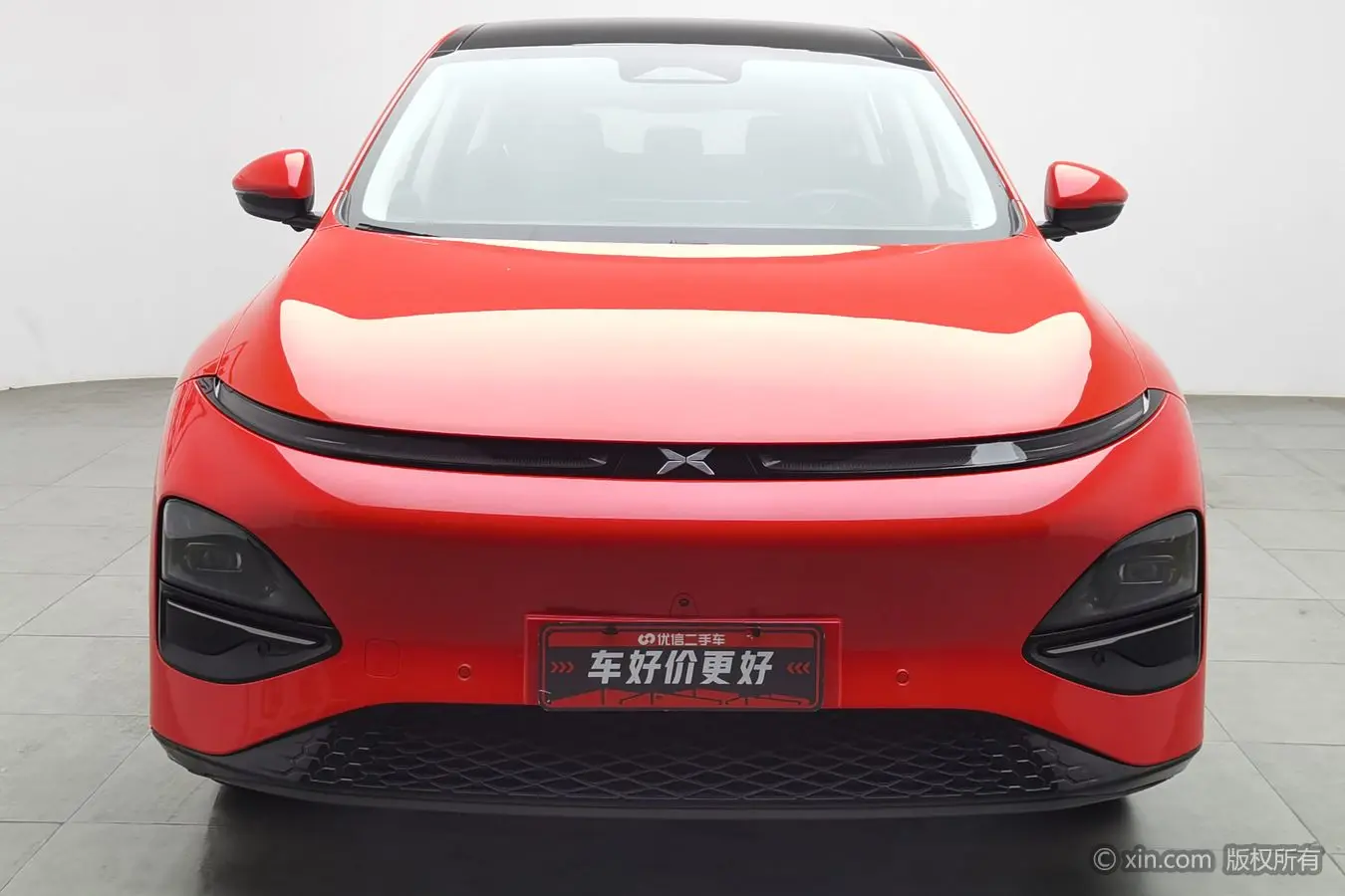 Xpeng G6  из Китая