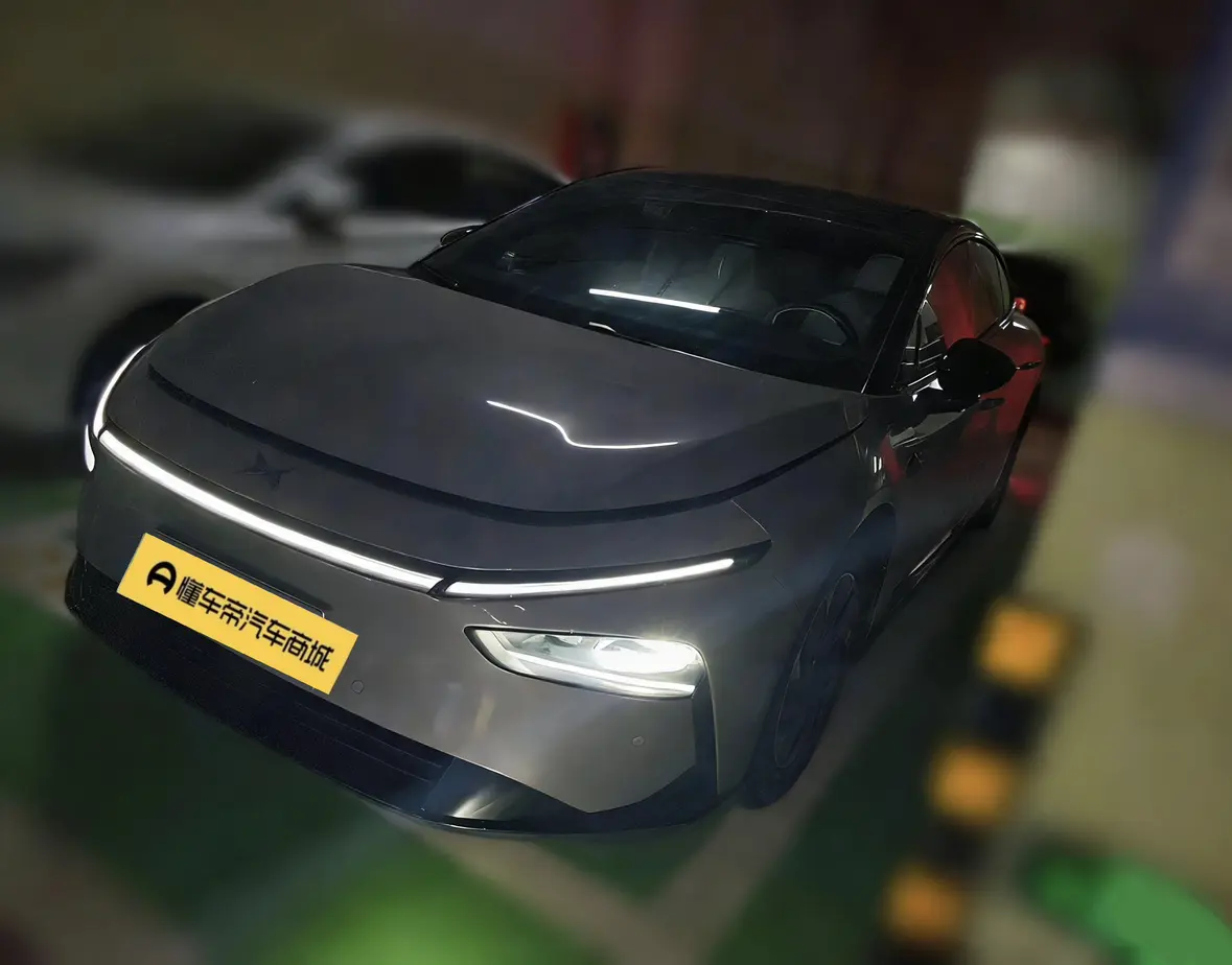 Xpeng P7+  из Китая