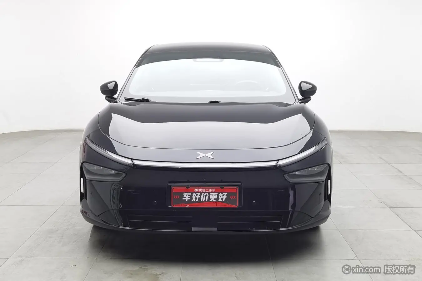 Xpeng P7+  из Китая