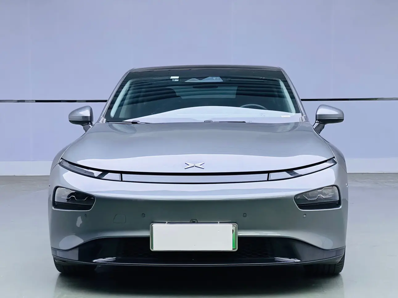 Xpeng P7  из Китая