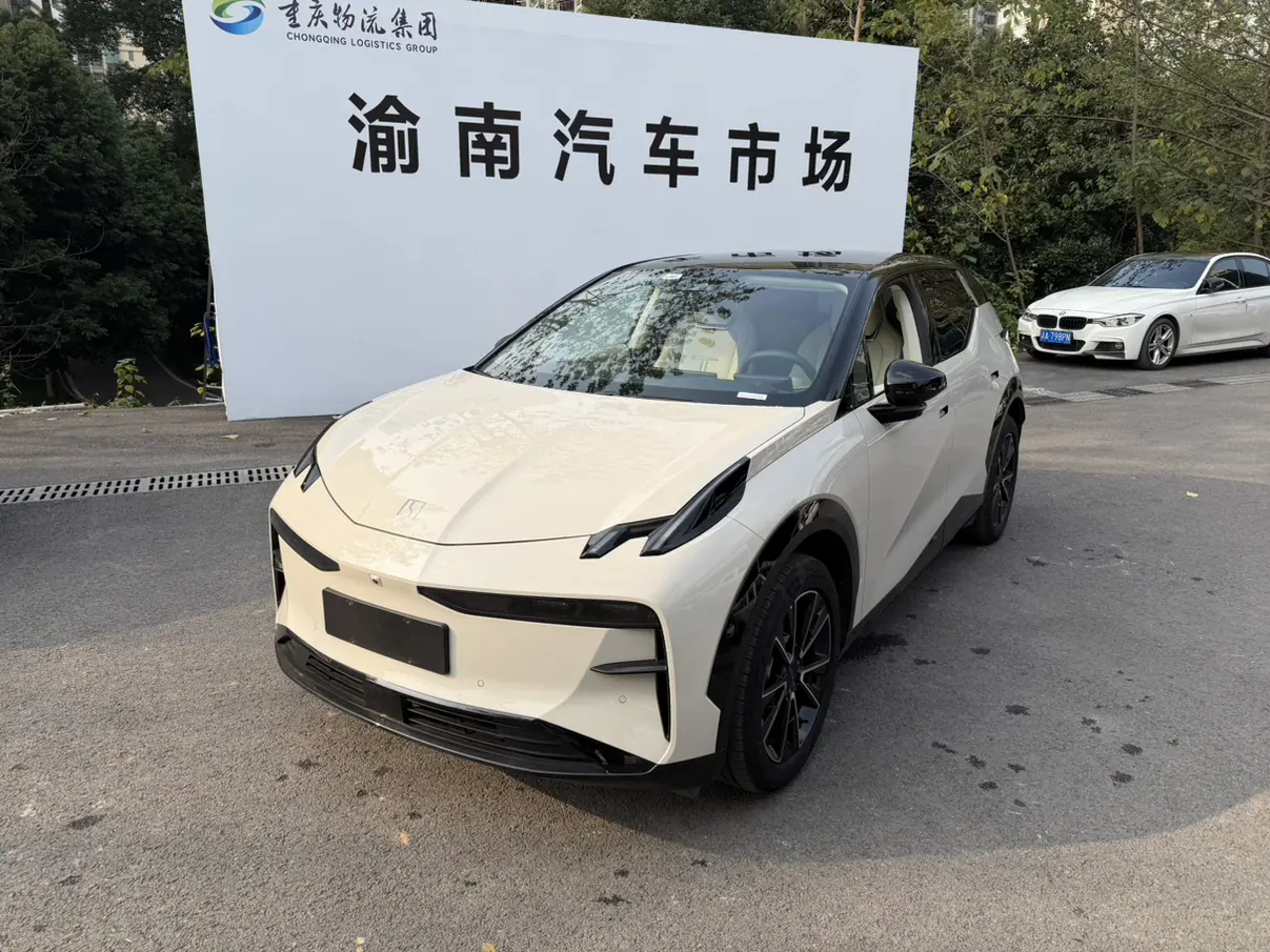 ZEEKR X  из Китая