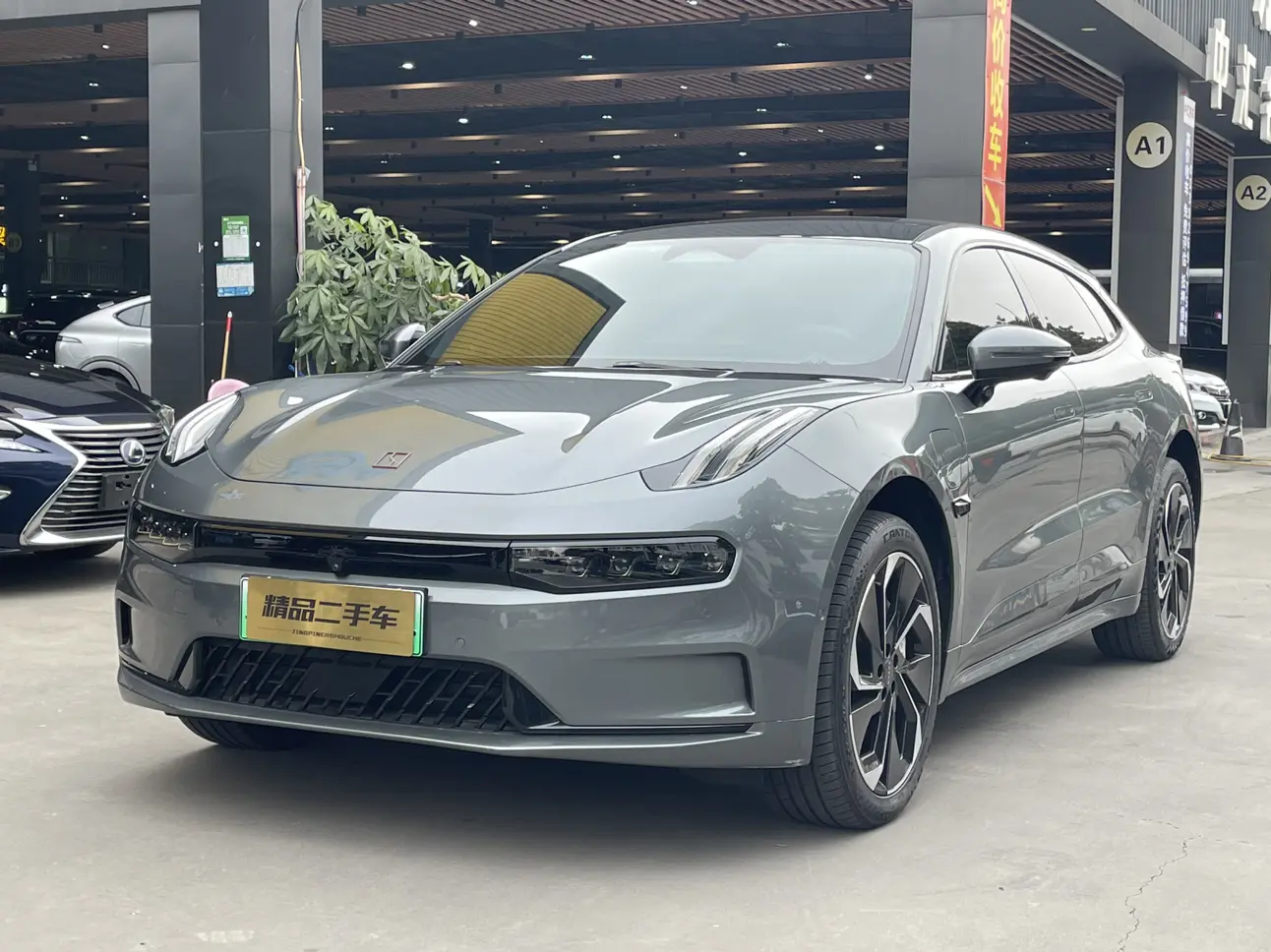 ZEEKR 001  из Китая