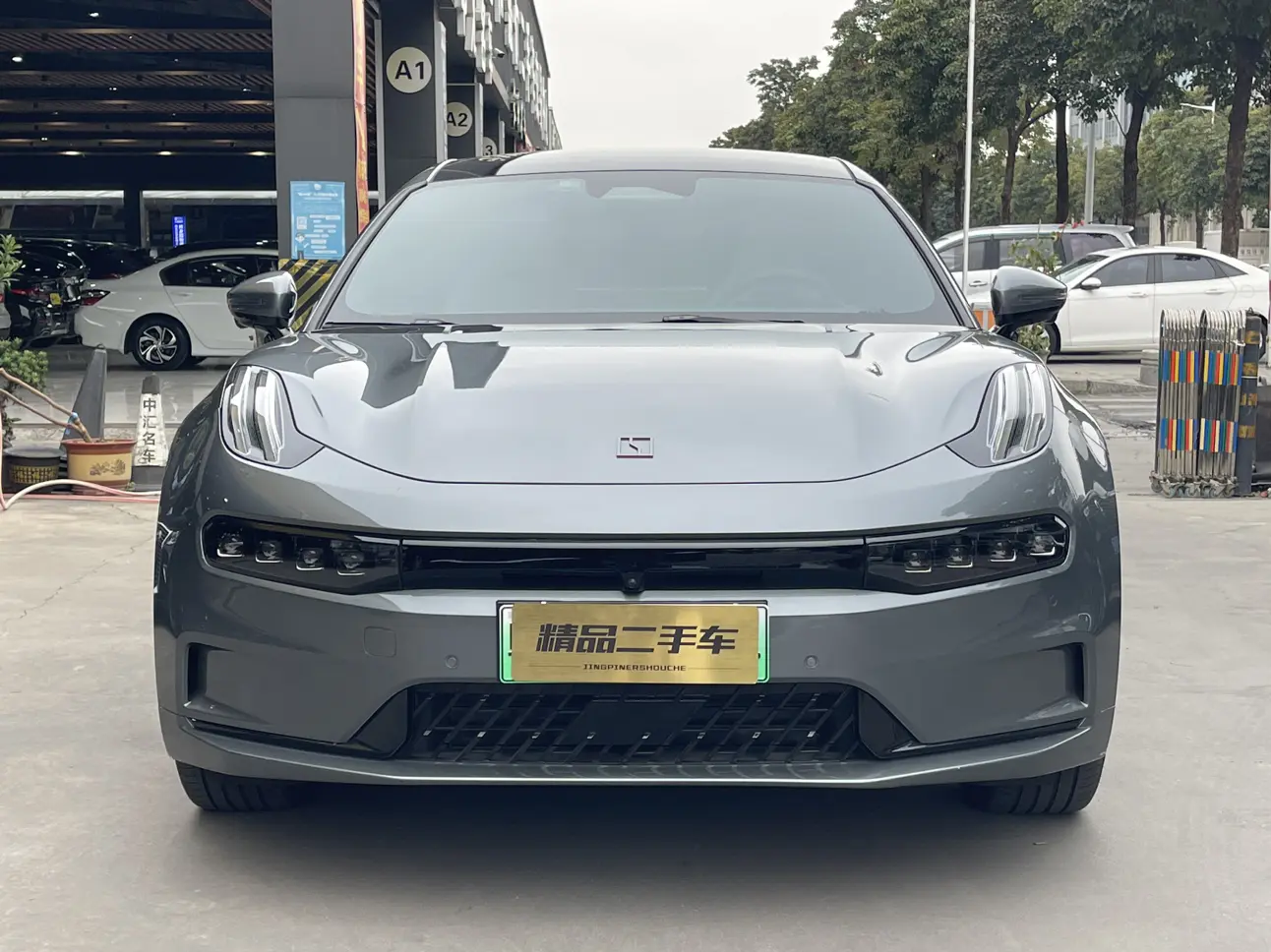 ZEEKR 001  из Китая