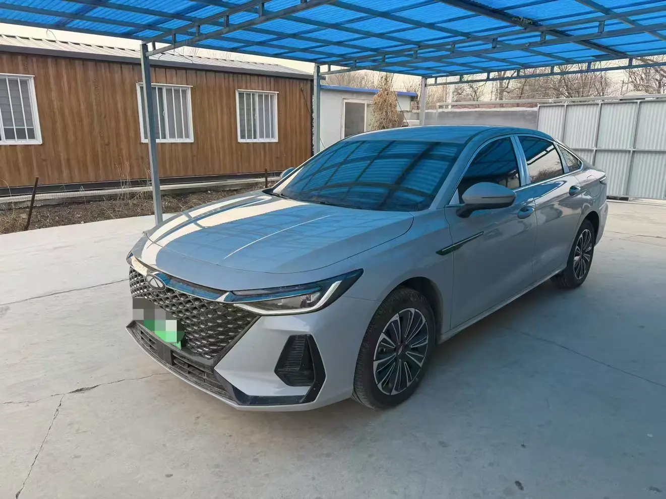 Chery Fengyun A8  из Китая