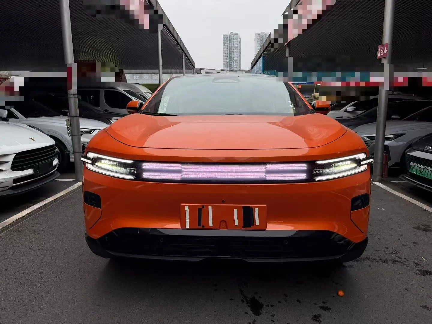 Changan Qiyuan E07  из Китая