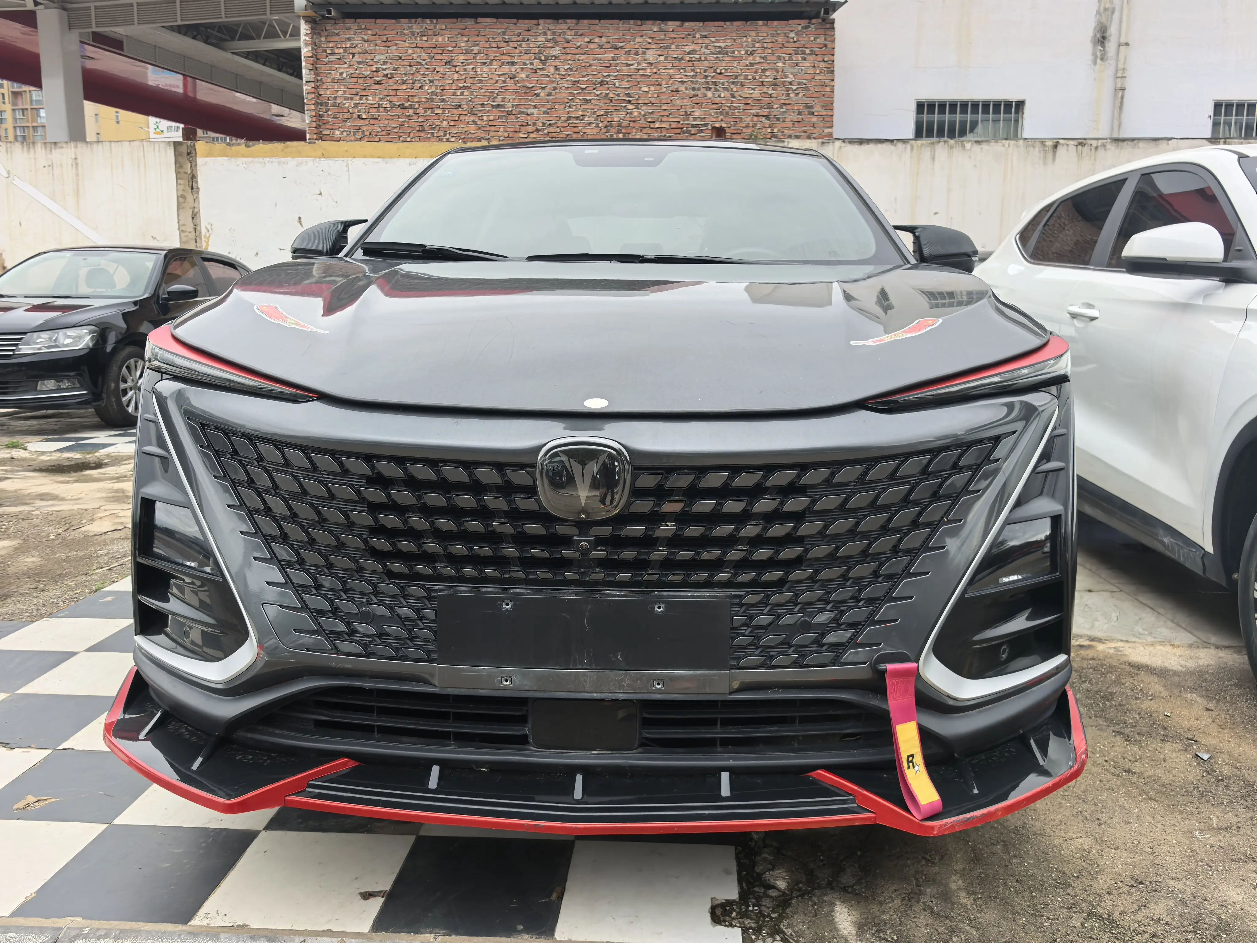 Changan UNI-T  из Китая