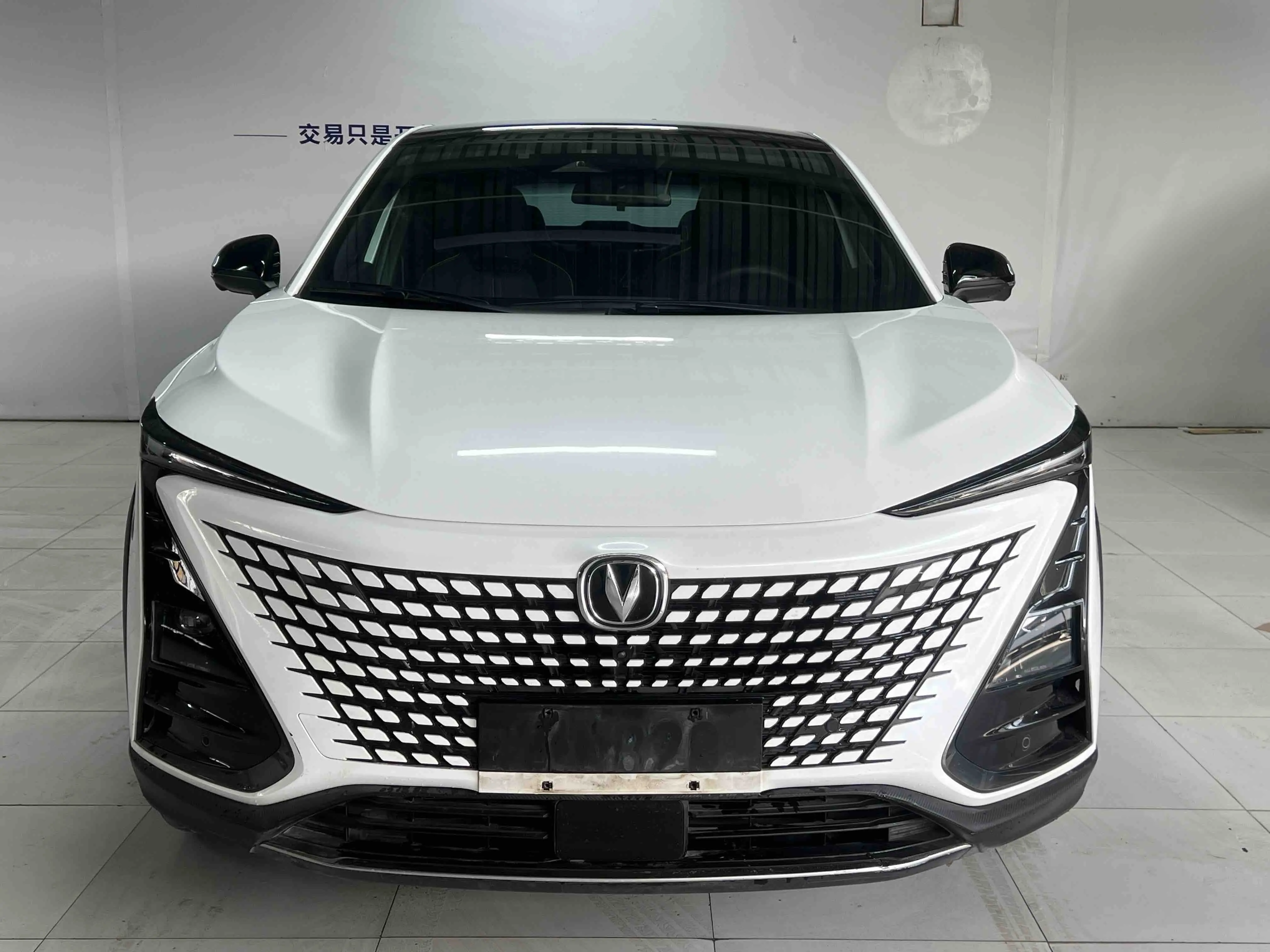 Changan UNI-T  из Китая