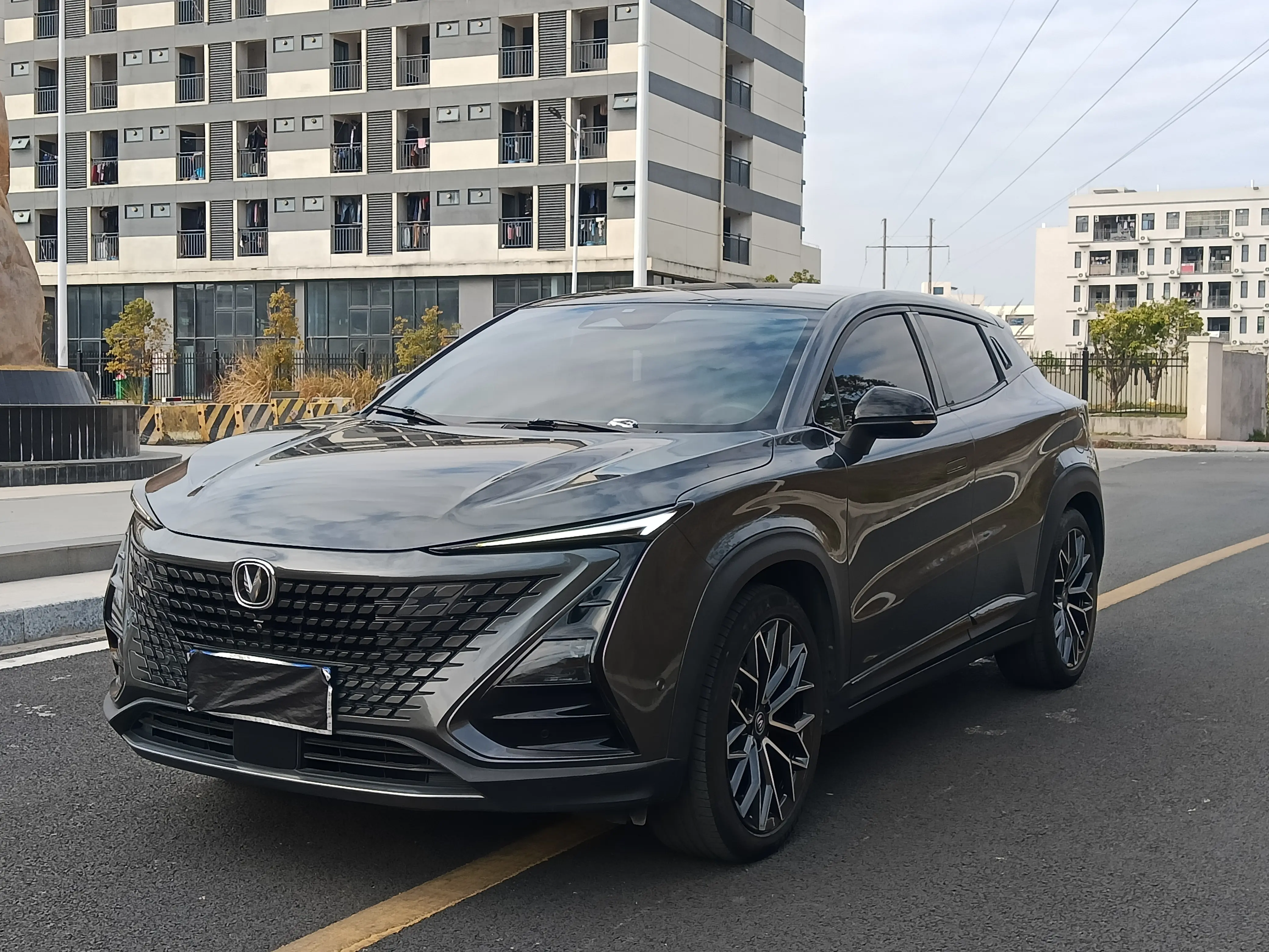 Changan UNI-T  из Китая