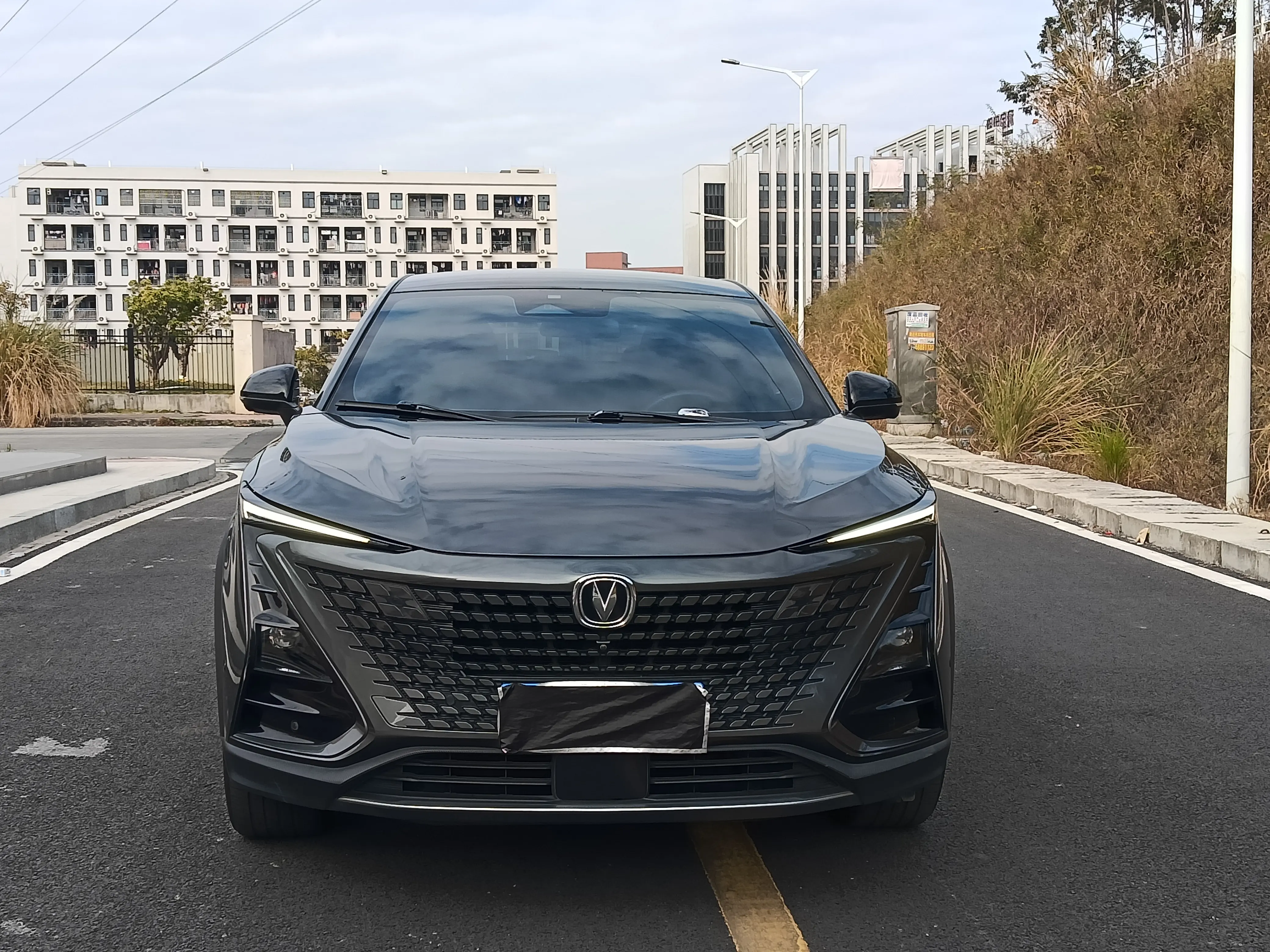 Changan UNI-T  из Китая