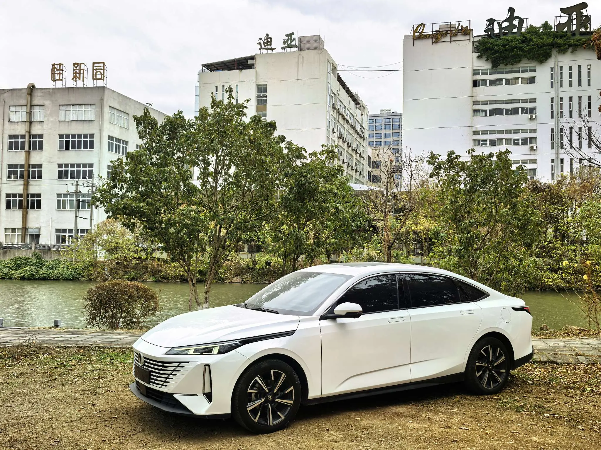 Changan Escape  из Китая